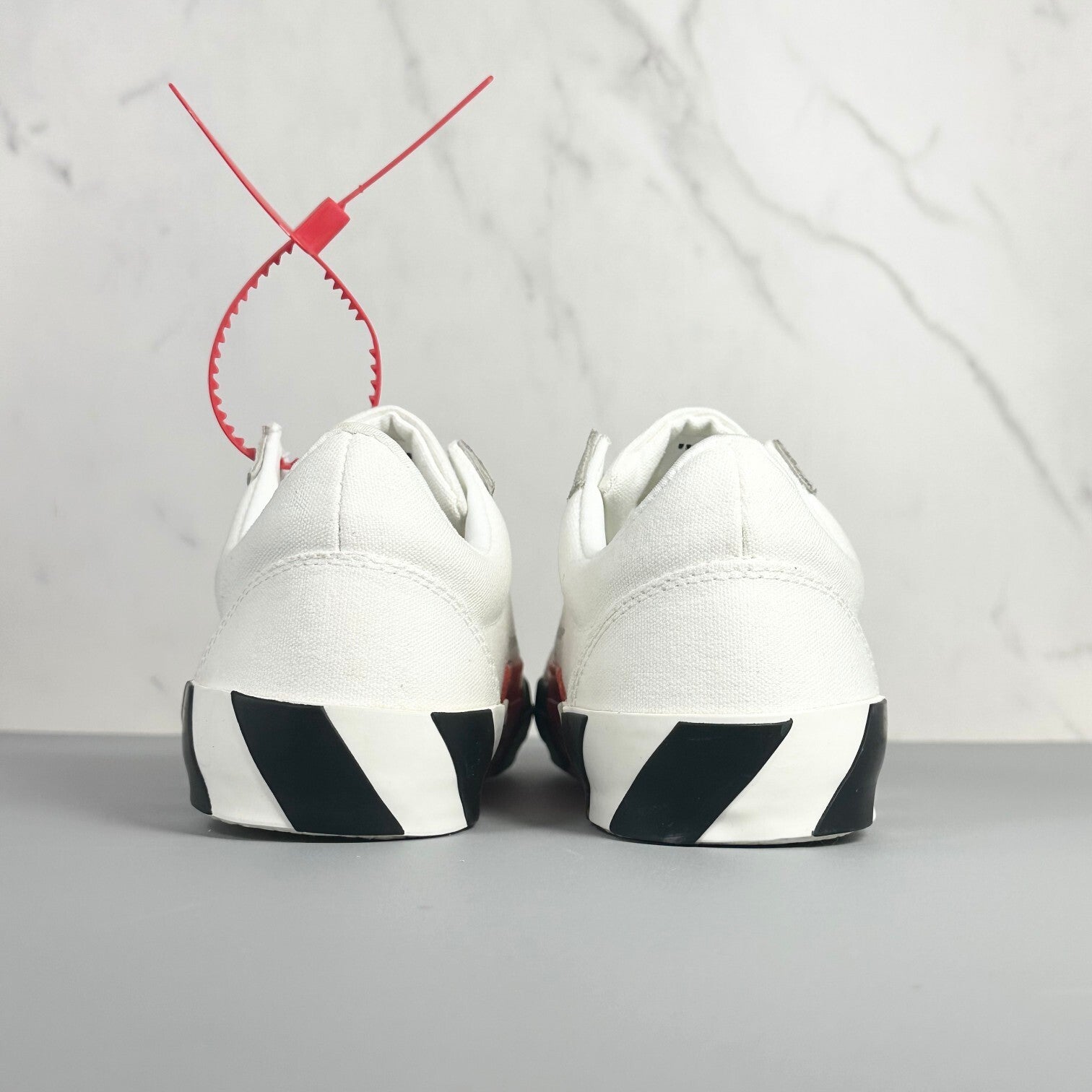 Off White Low Vulcanized