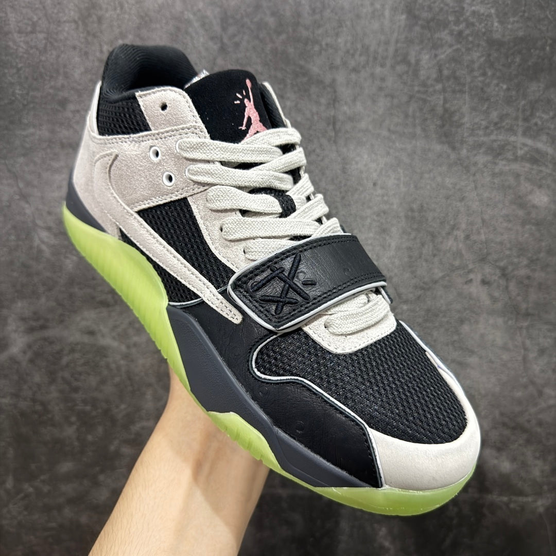 NIKE AIR JORDAN x TRAVIS SCOTT 'JUMPMAN JACK' CHASE B