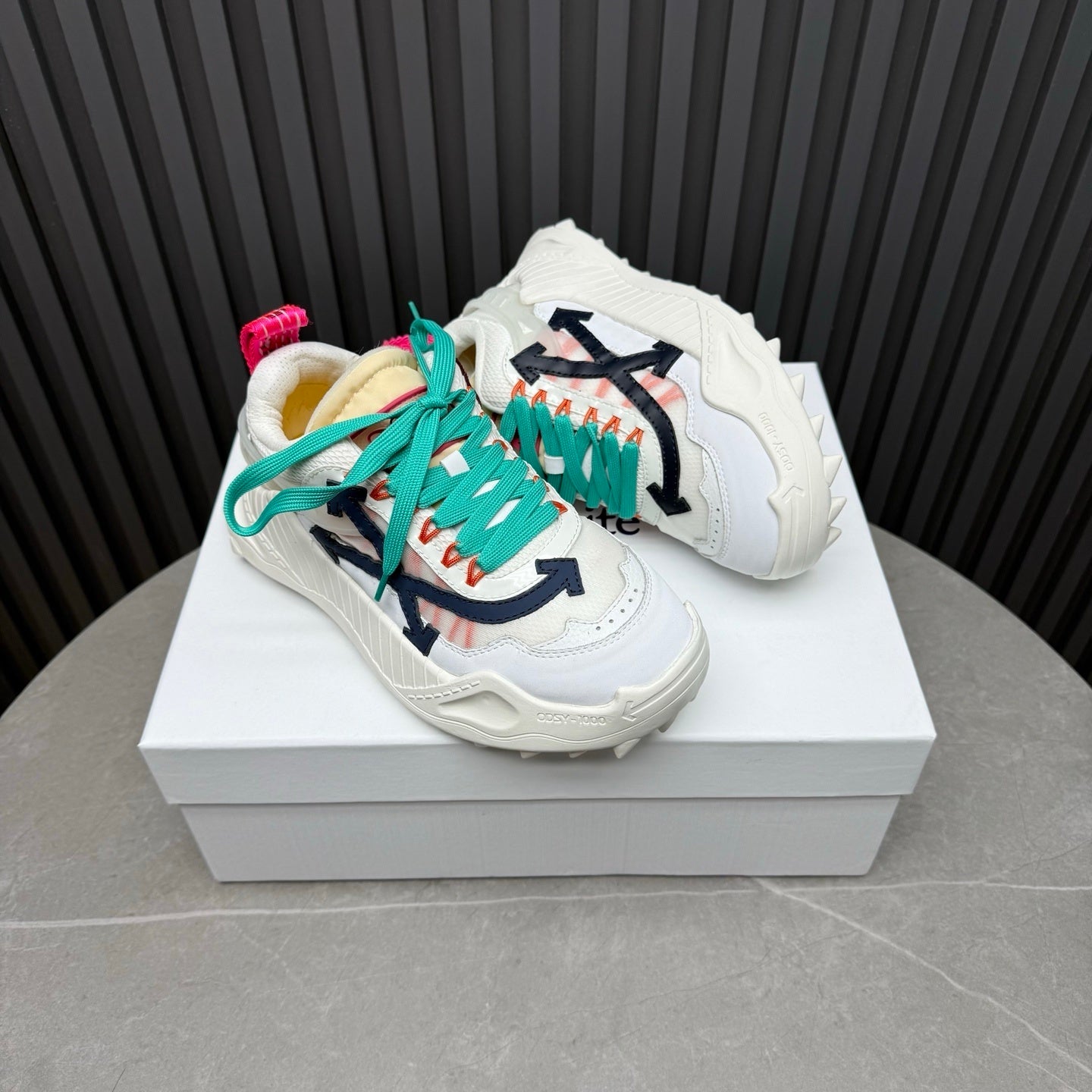 Off White 'ODSY-1000'