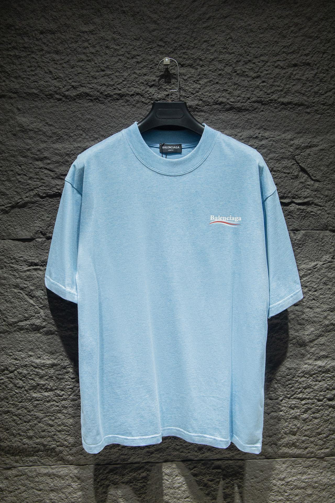 Camiseta BALENCIAGA (Oversized)