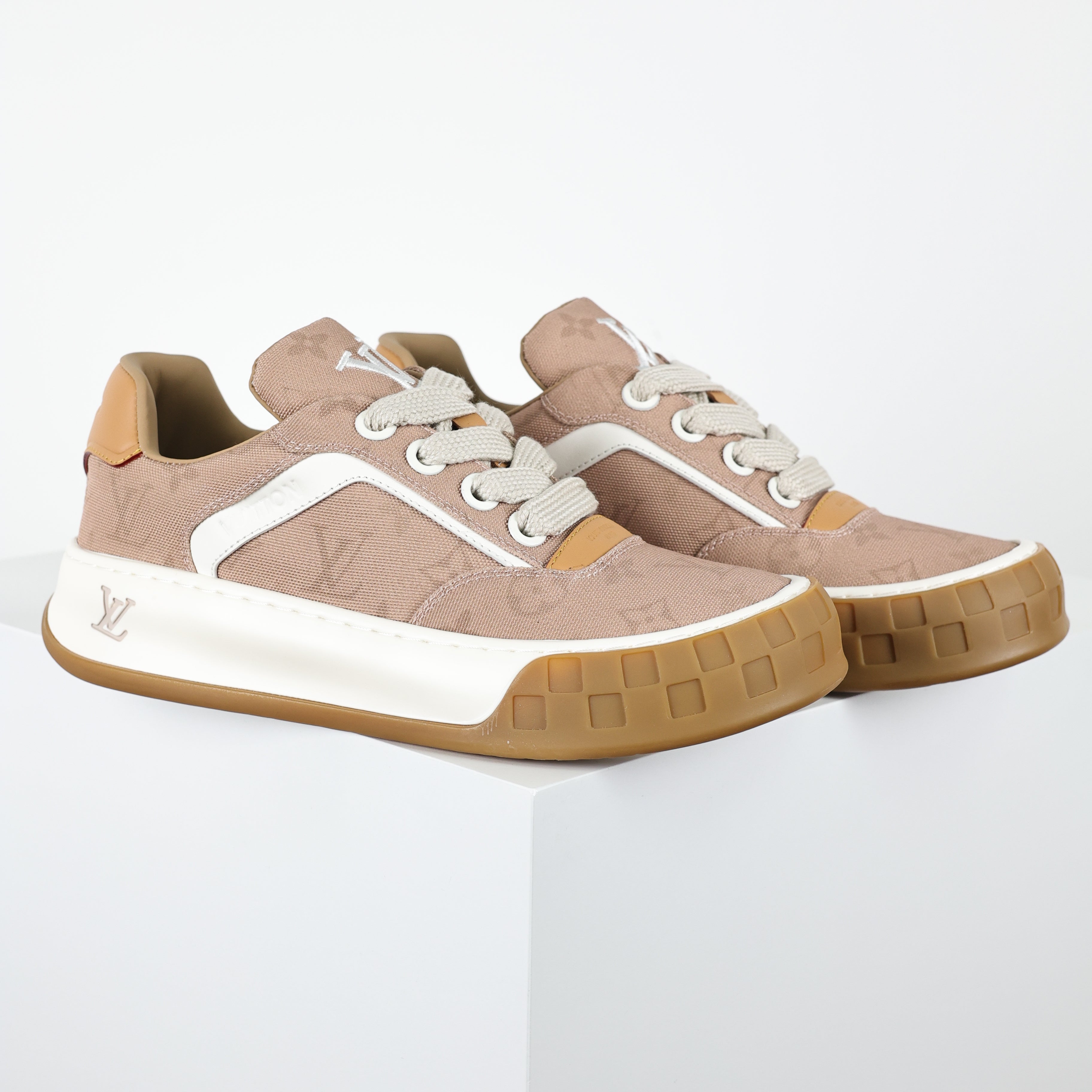 LOUIS VUITTON ´TILTED`