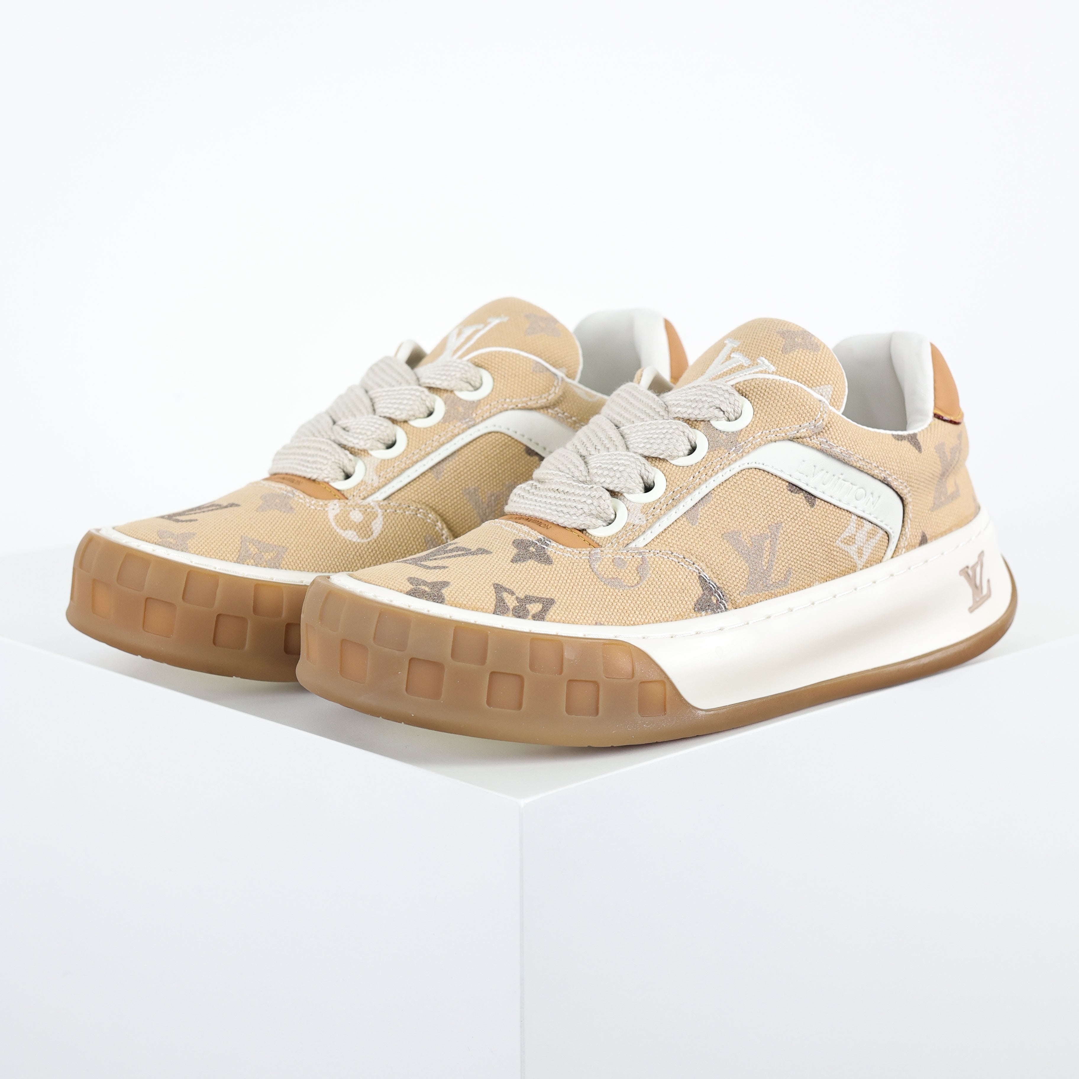 LOUIS VUITTON ´TILTED`