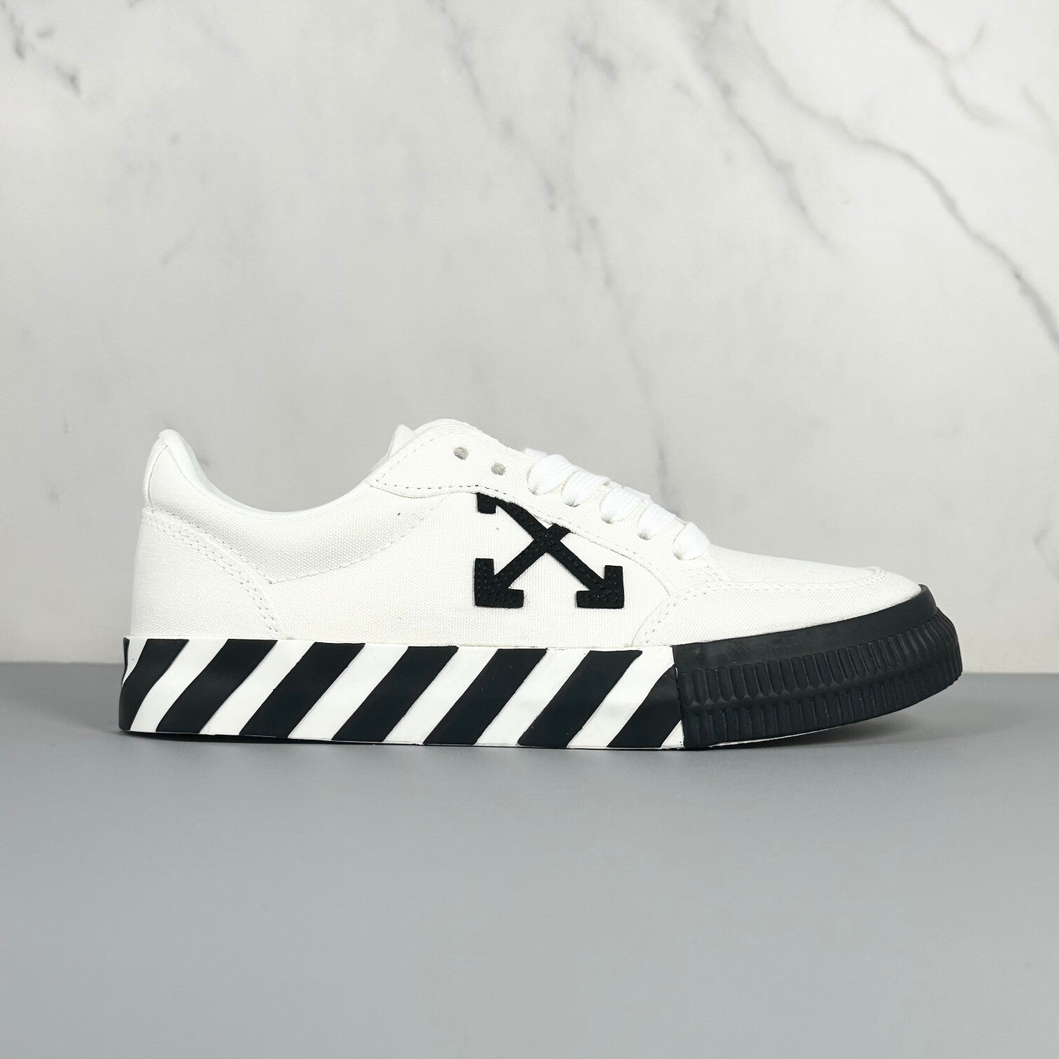 Off White Low Vulcanized
