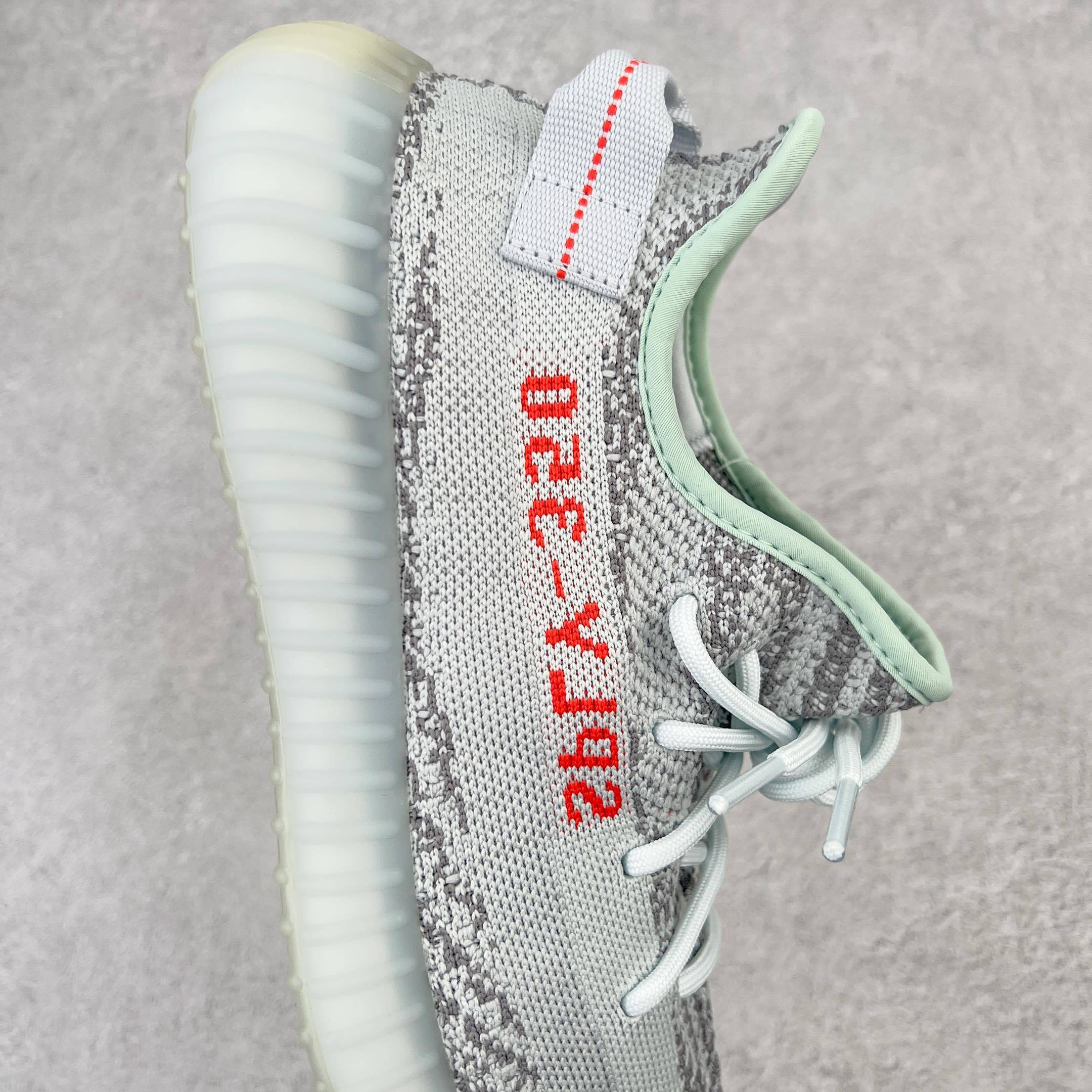 Adidas Yeezy Boost 350 V2