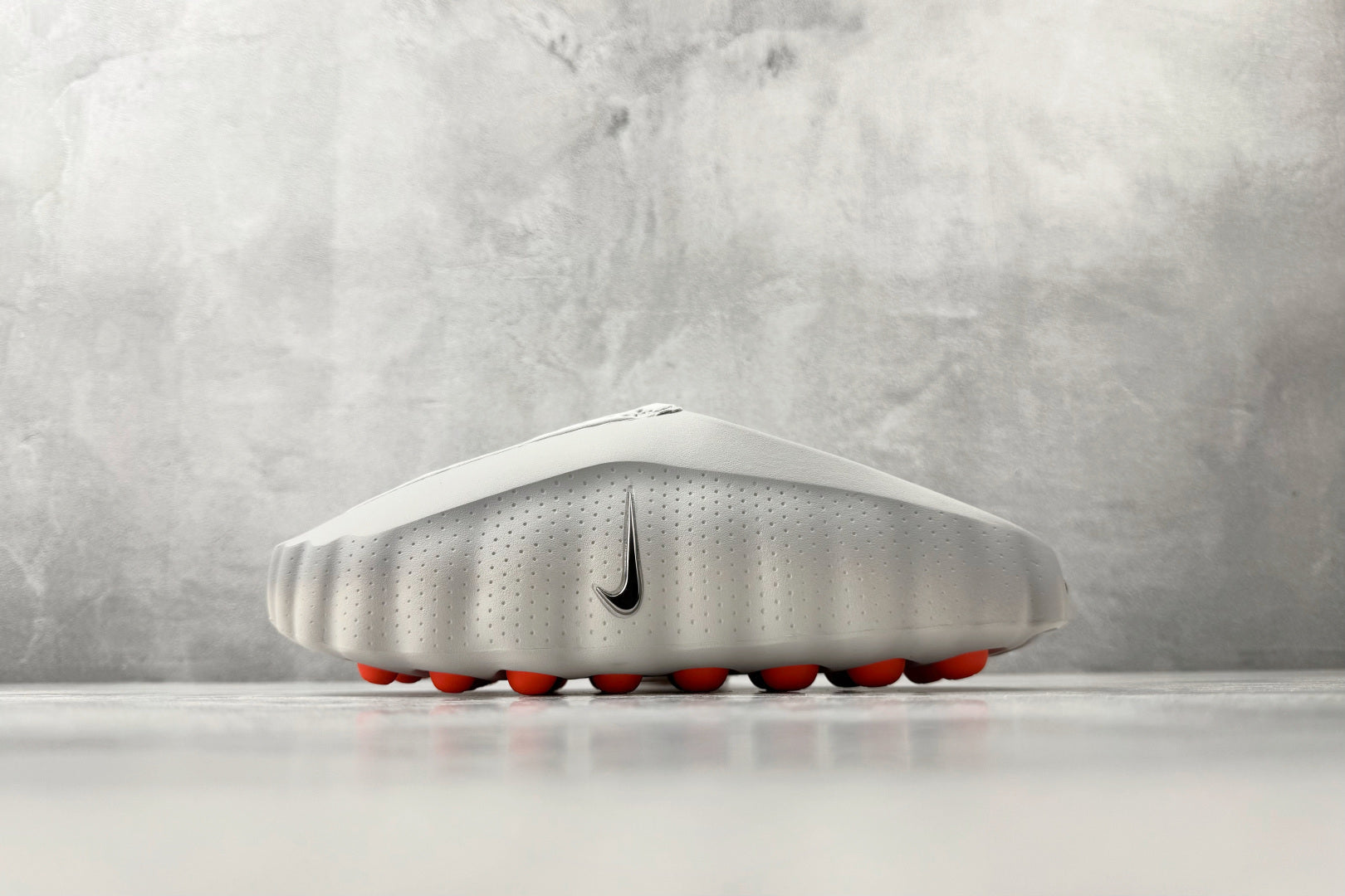 NIKE MIND 001