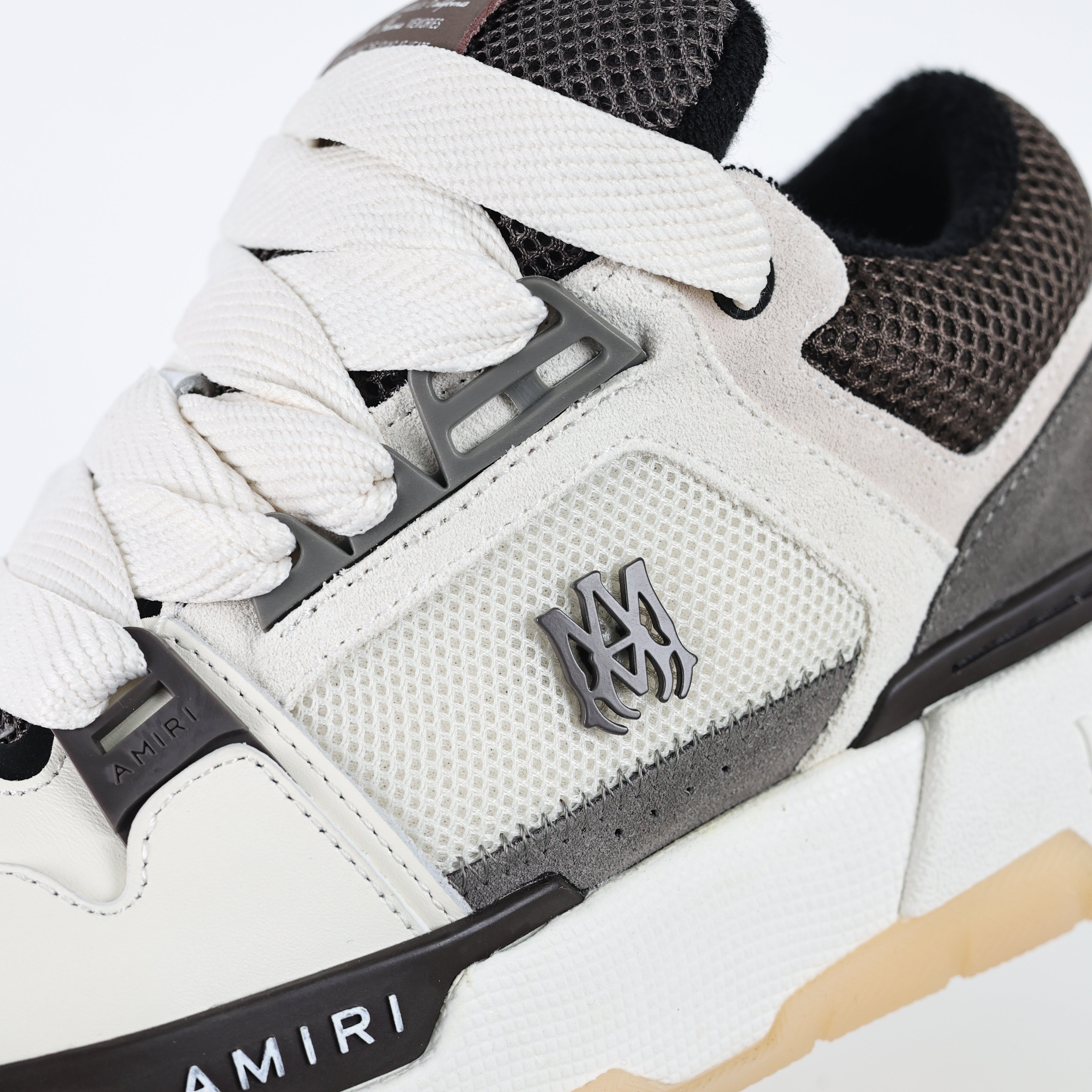 Tenis AMIRI MA-1 - Branco/Marrom