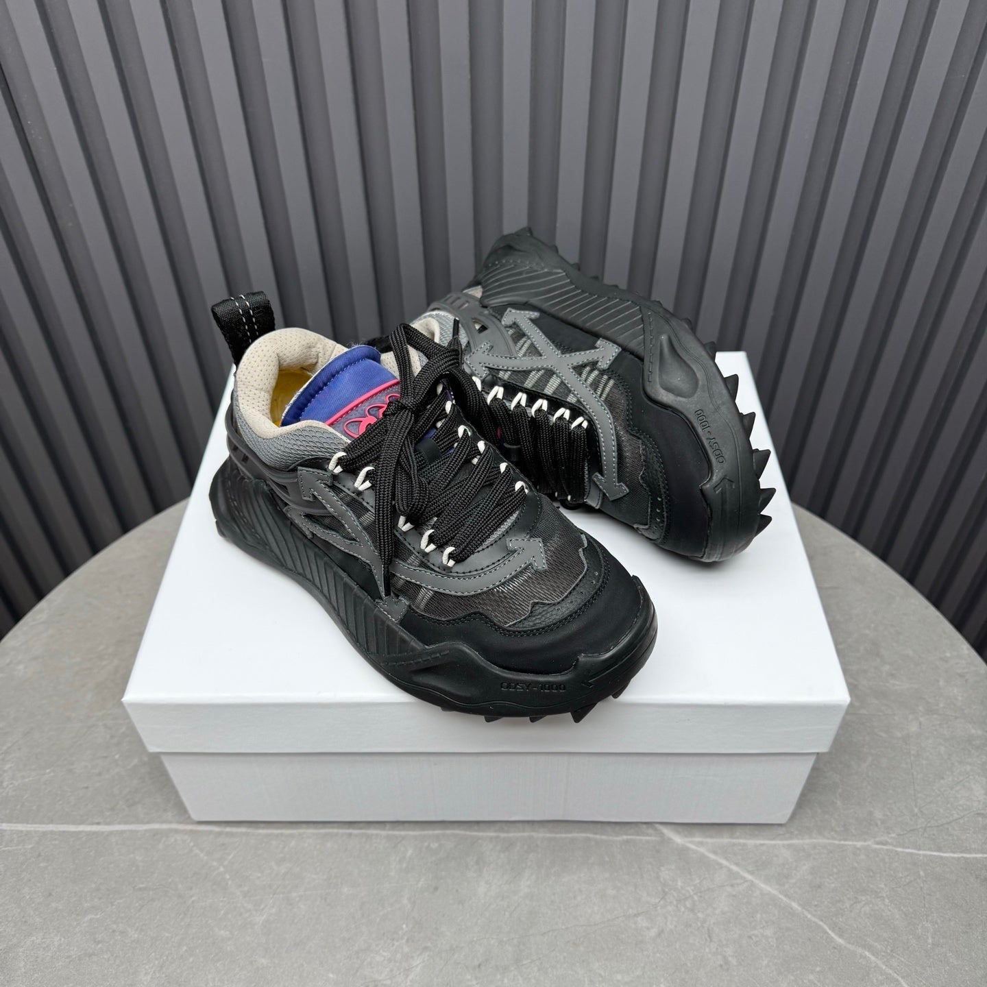 Off White 'ODSY-1000'
