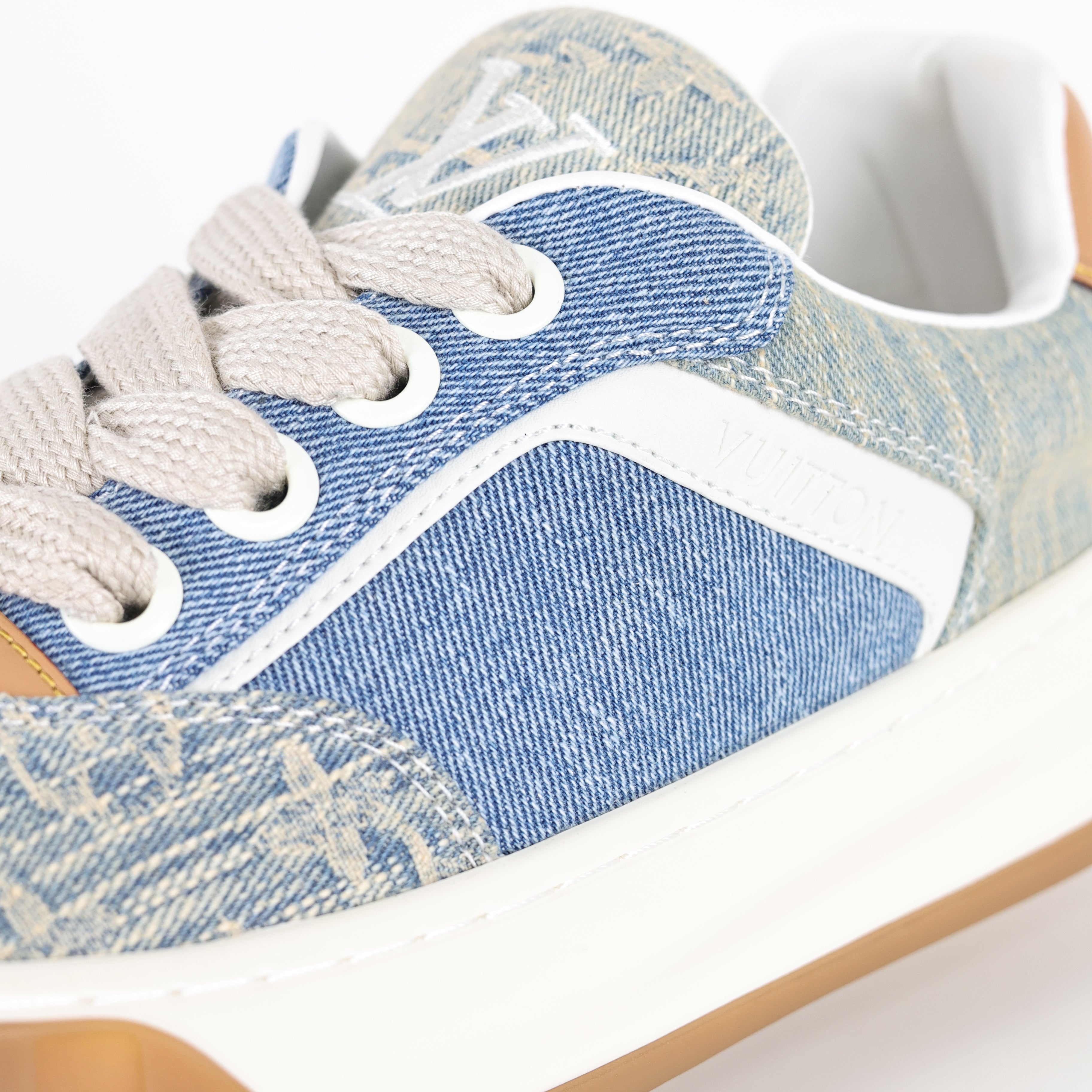 LOUIS VUITTON ´TILTED`