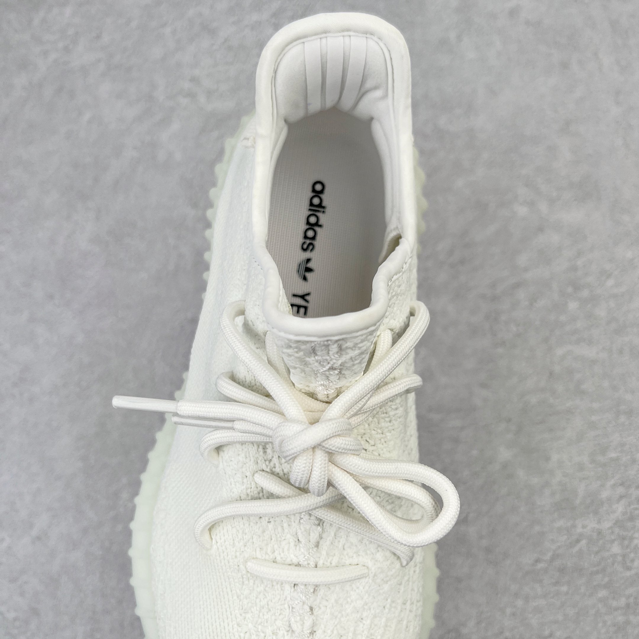 Adidas Yeezy Boost 350 V2