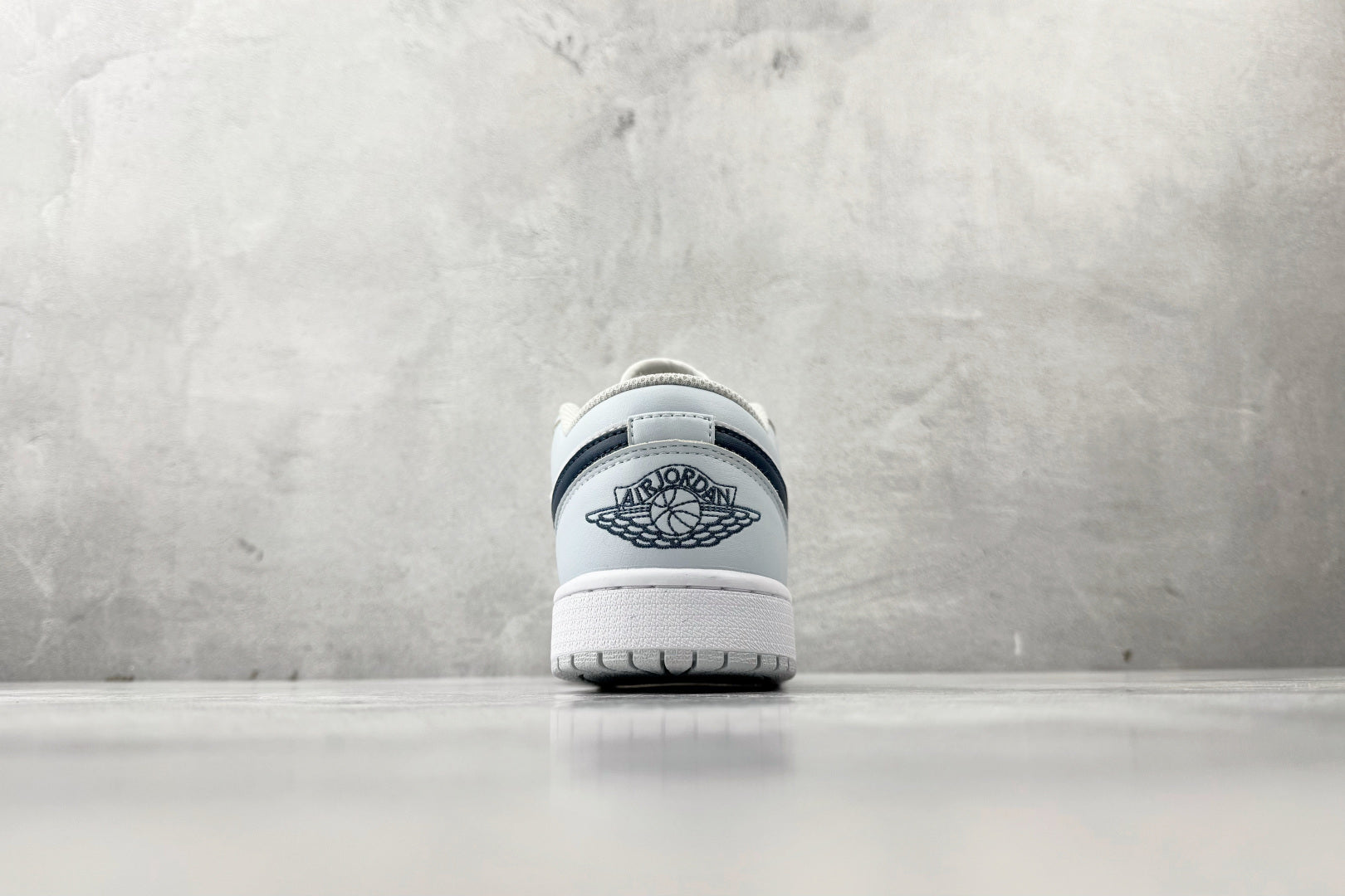 NIKE AIR JORDAN 1 LOW 'GEORGETOWN'
