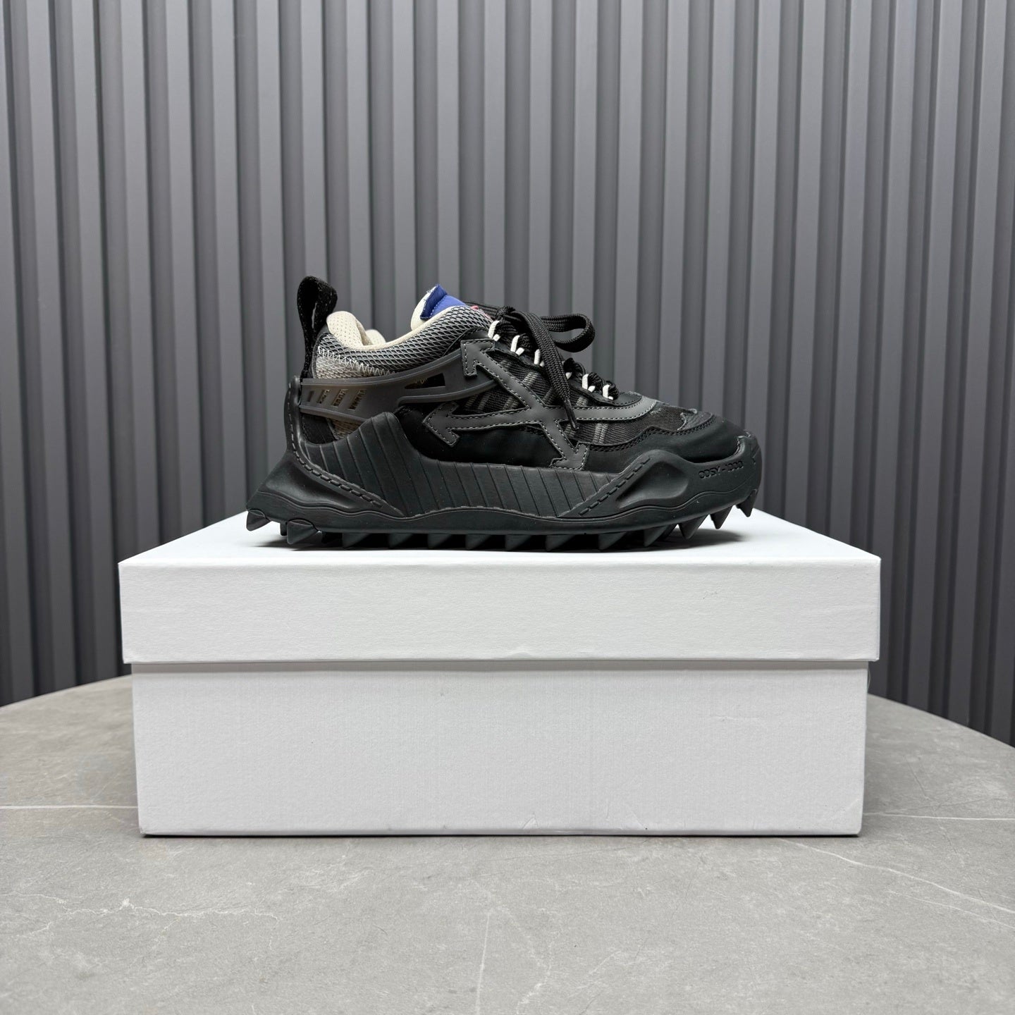 Off White 'ODSY-1000'