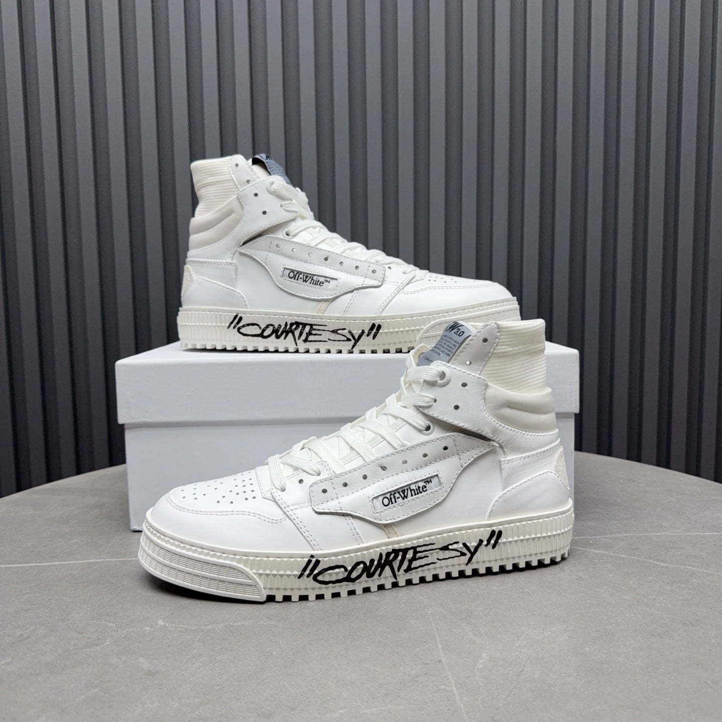 Off White 'Court 3.0'