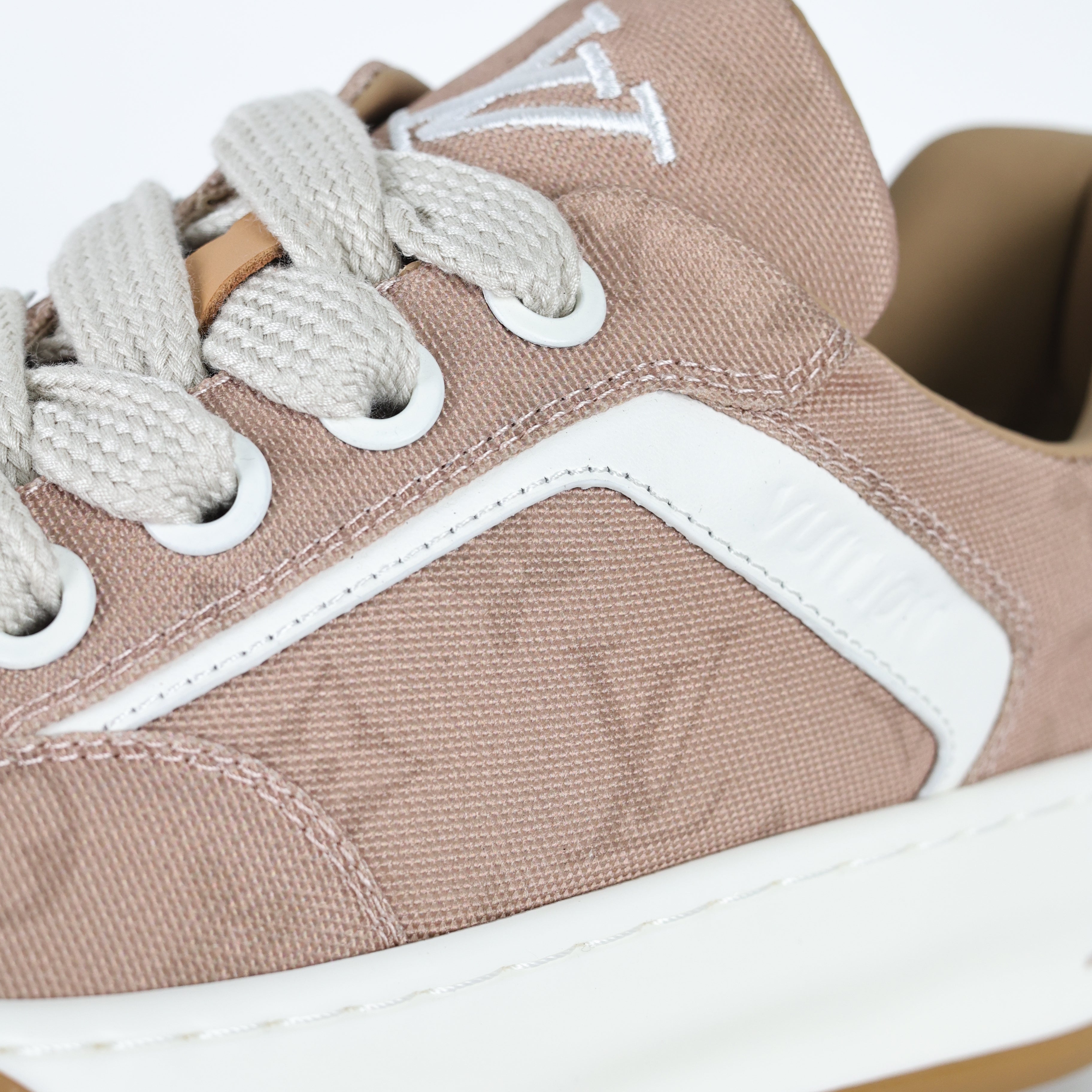 LOUIS VUITTON ´TILTED`