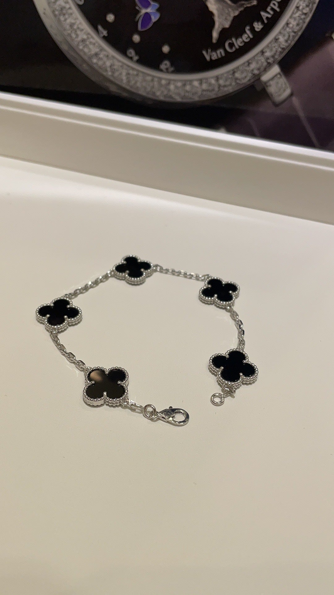 Pulseira Van Cleef & Arpels 'Alhambra 5 Motifs'