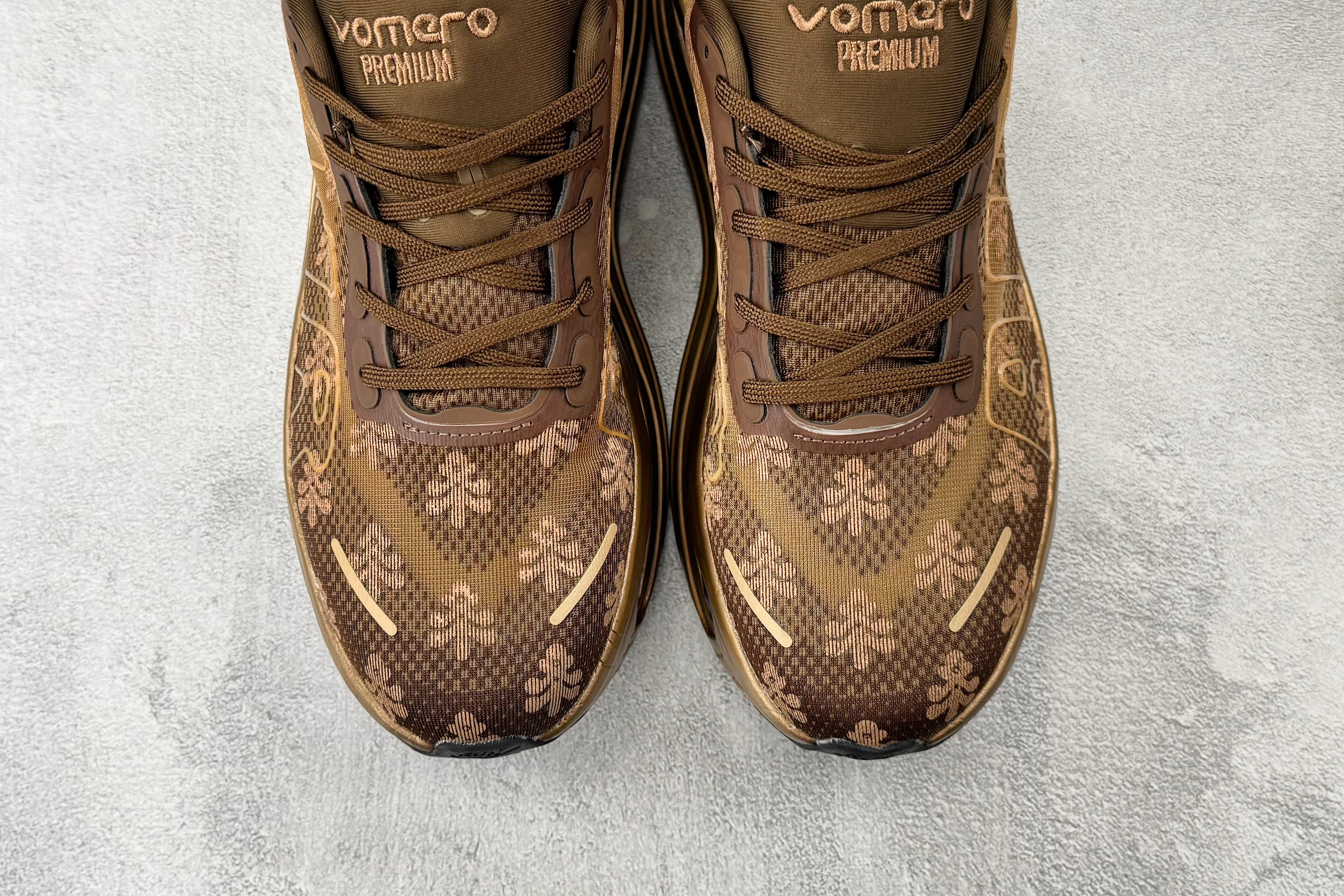 Nike 'Vomero Premium'