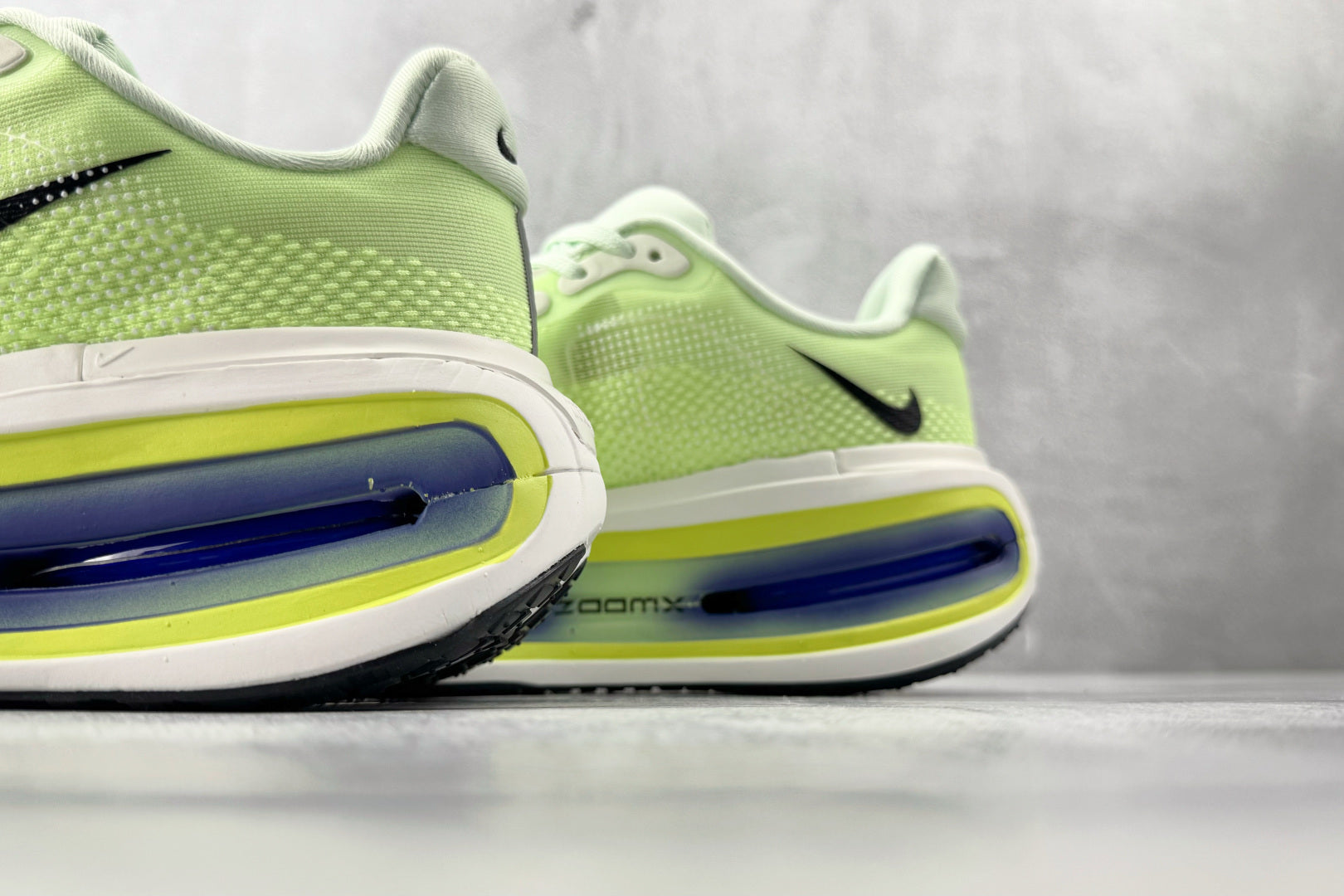 Nike 'Vomero Premium'