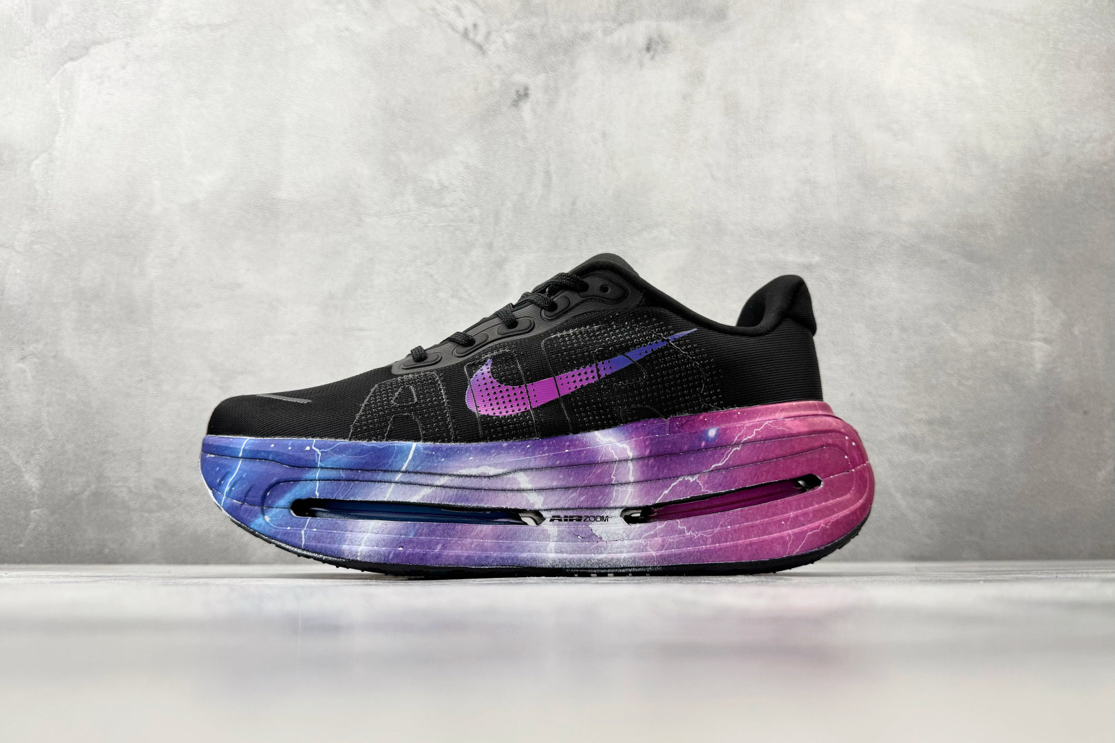 Nike 'Vomero Premium'