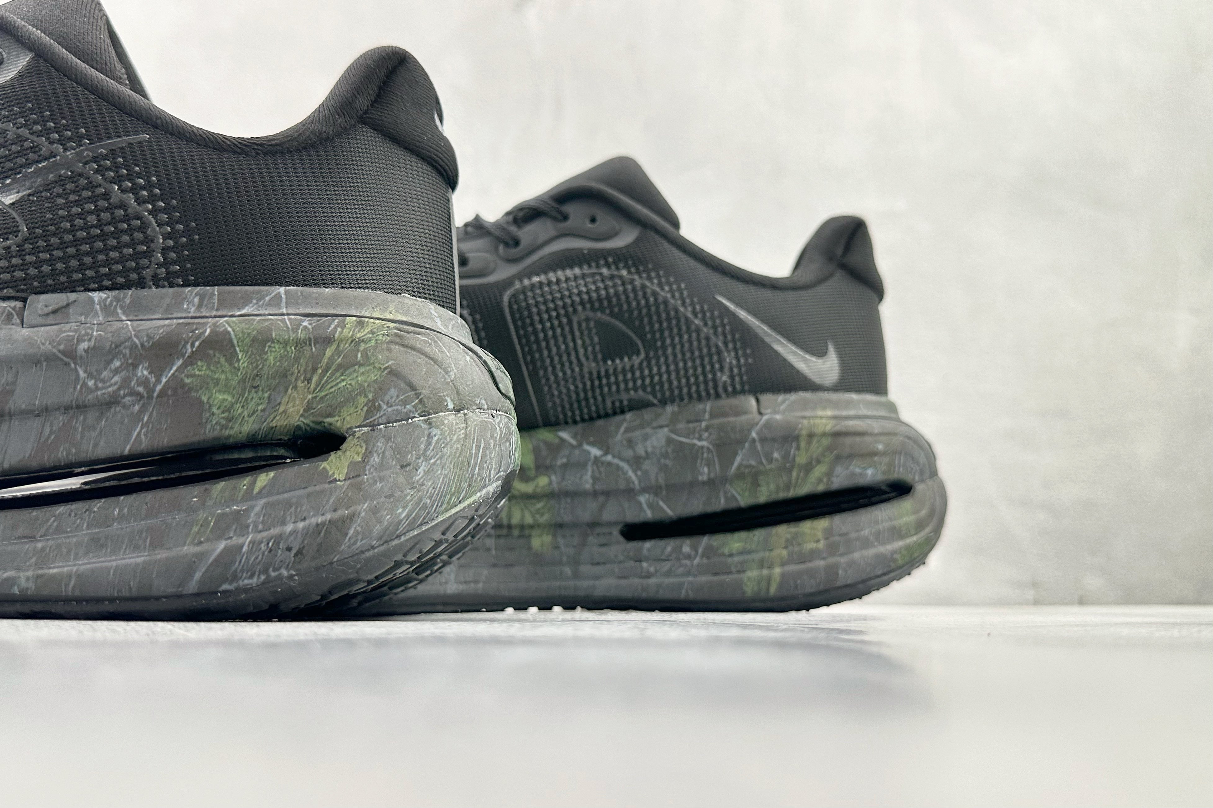 Nike 'Vomero Premium'