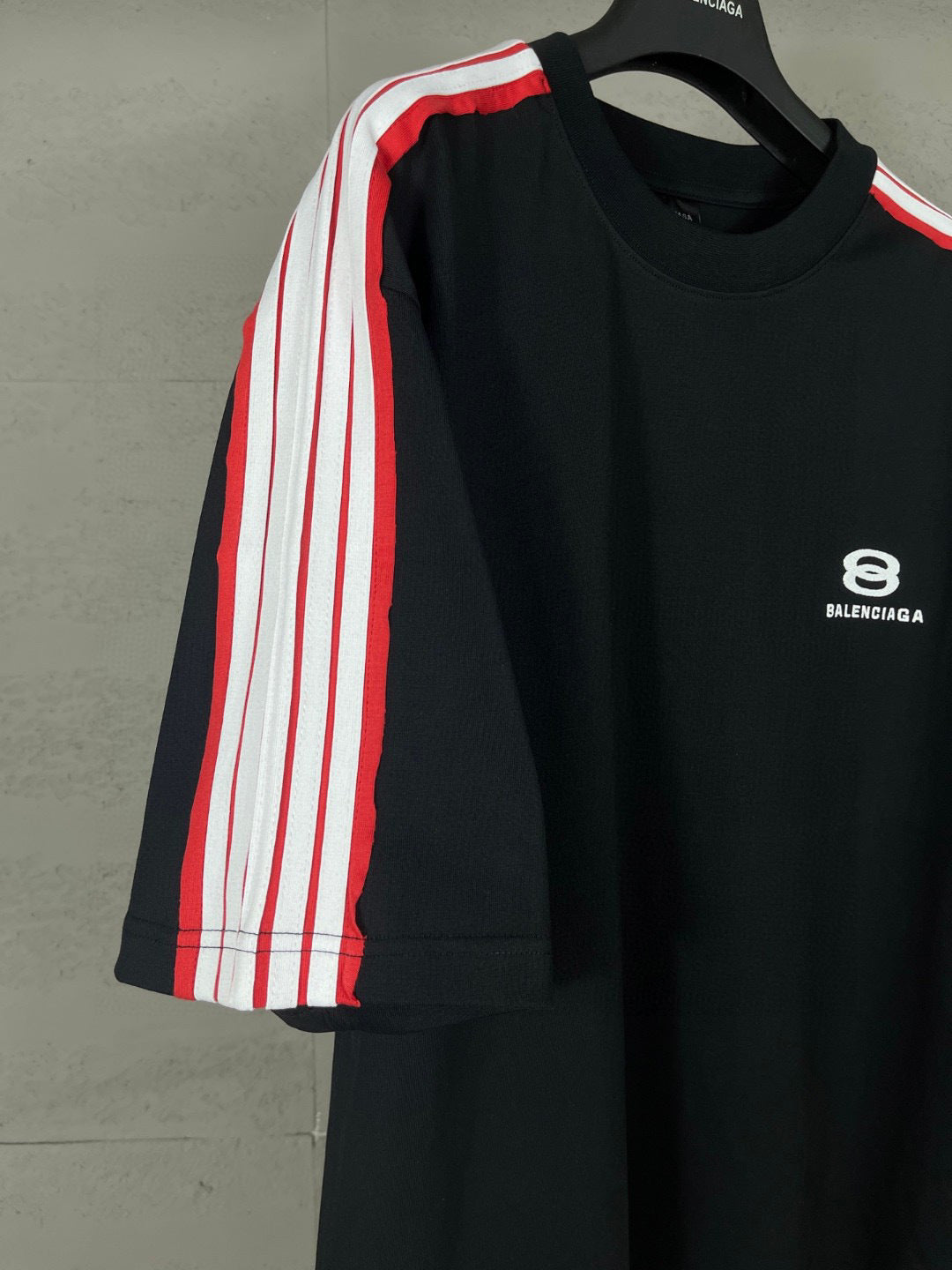 Camiseta BALENCIAGA (Oversized)