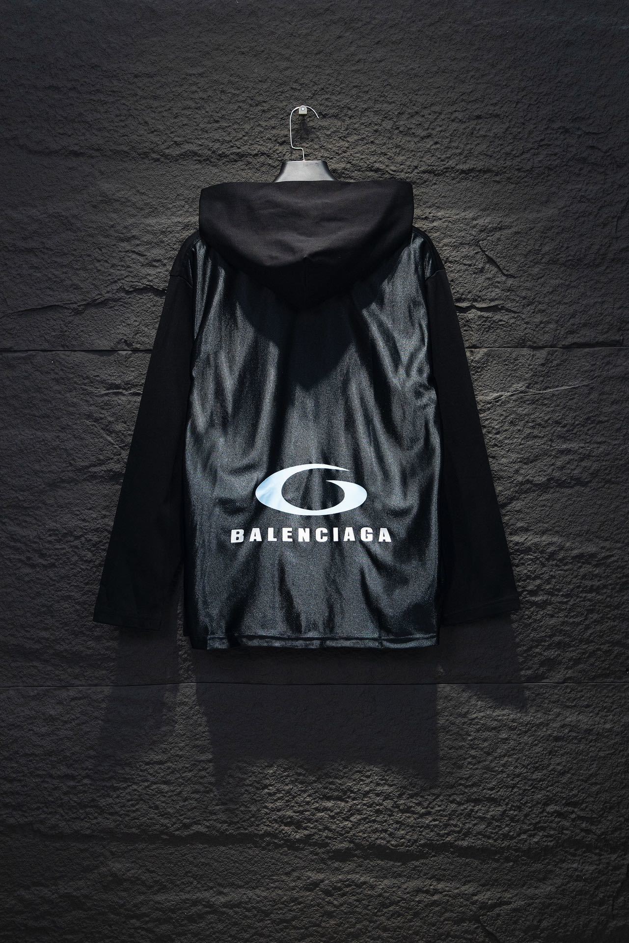 Moletom HOODIE BALENCIAGA