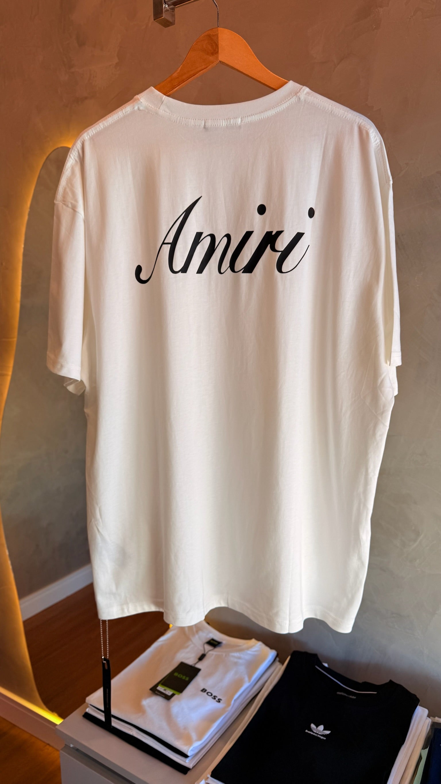 Camiseta AMIRI (Oversized)