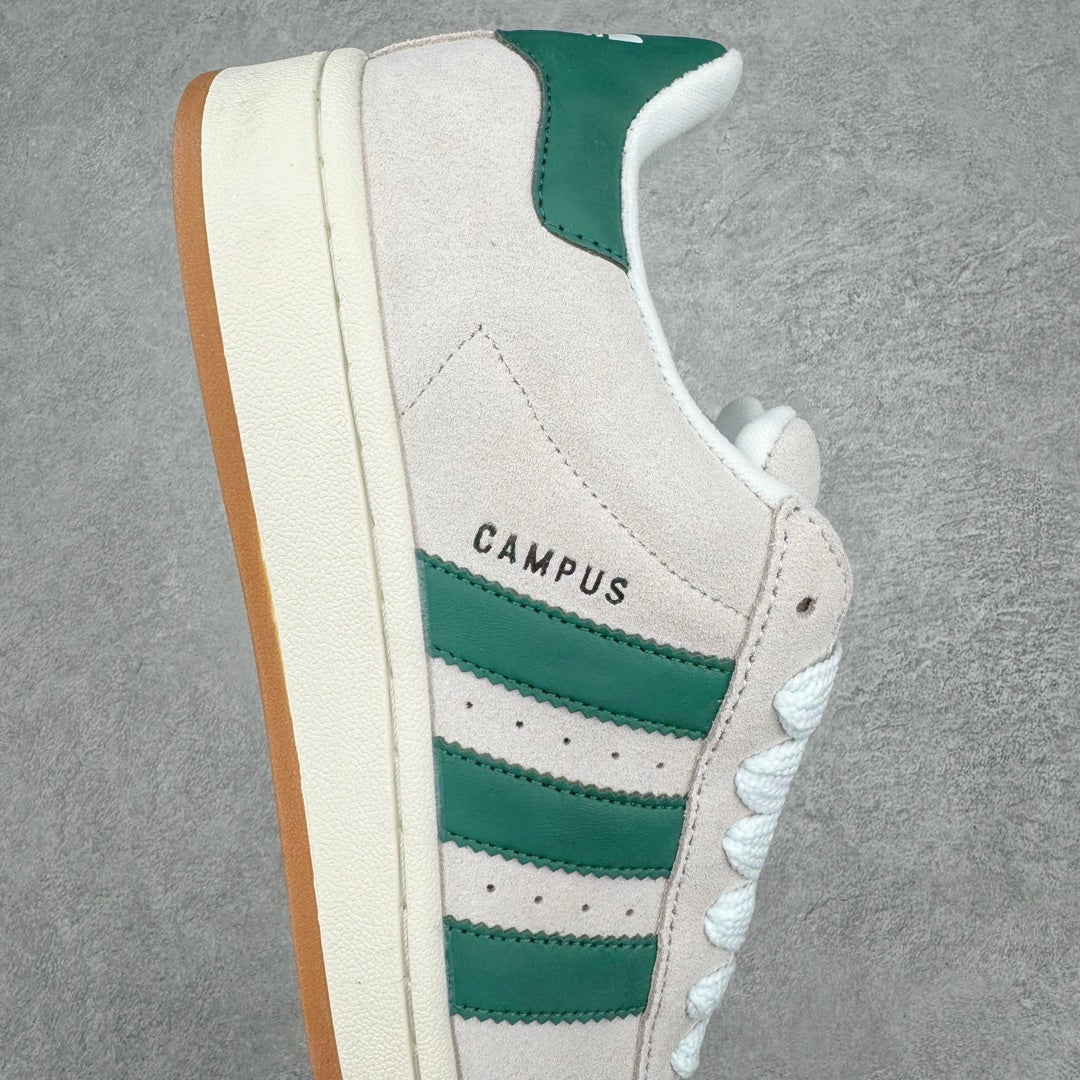 Adidas Campus 00s - detalhe lateral