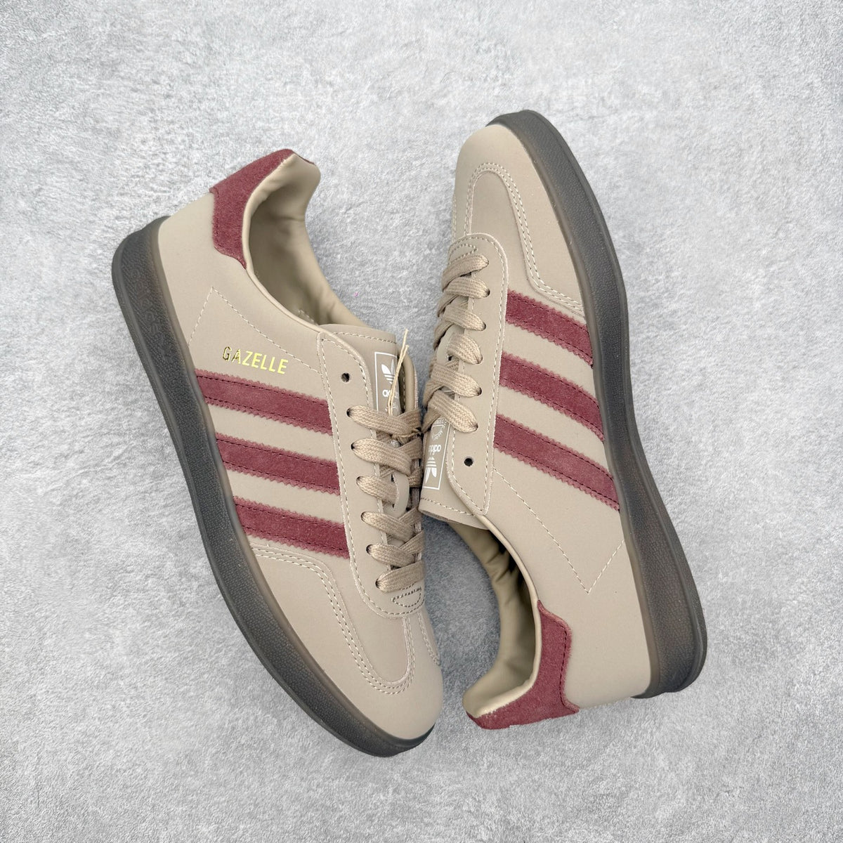 Adidas 'Gazelle' Taupe / Burgundy