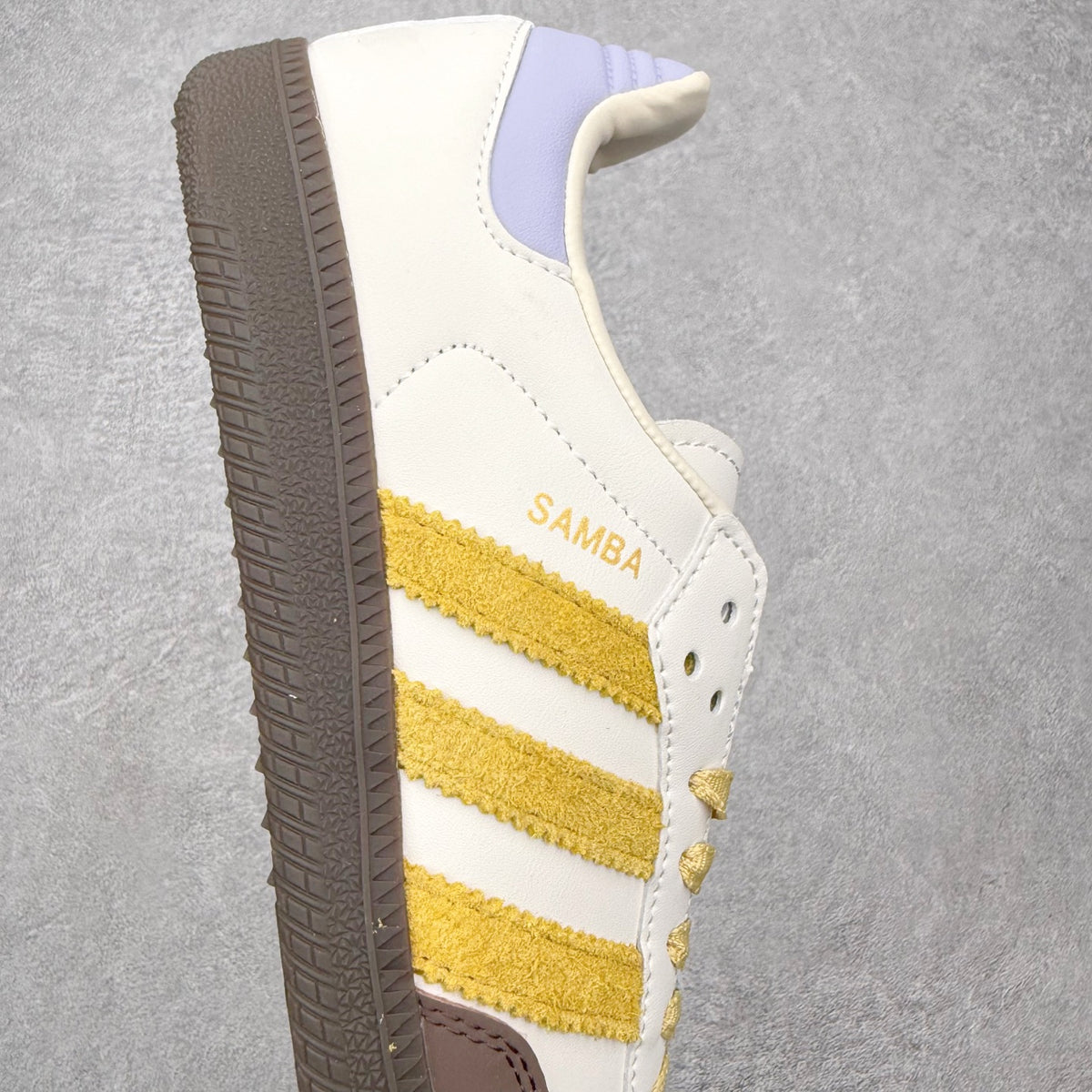 Adidas Samba OG Off White Oat Violet Tone - detalhe lateral