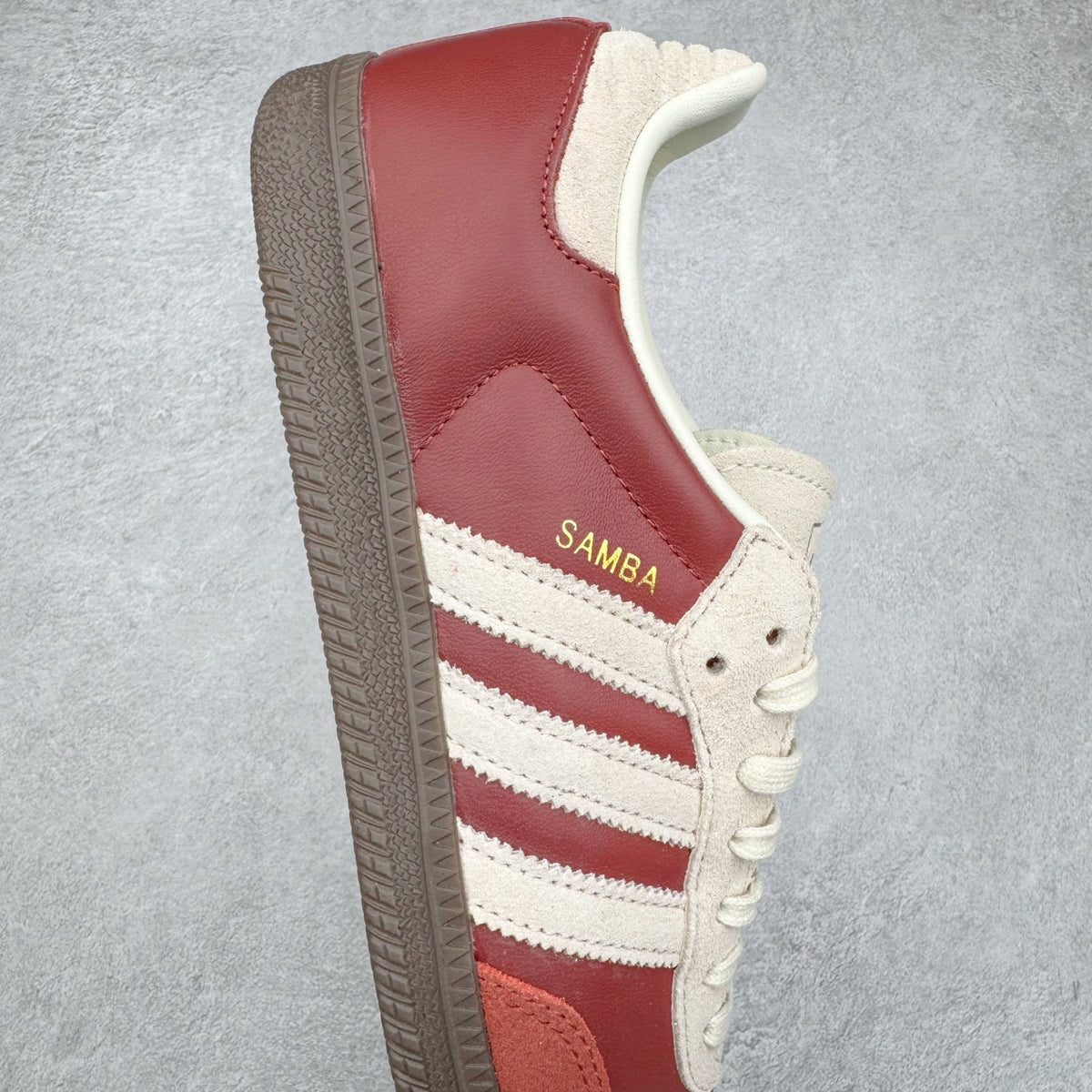 Adidas Samba OG Preloved Ruby