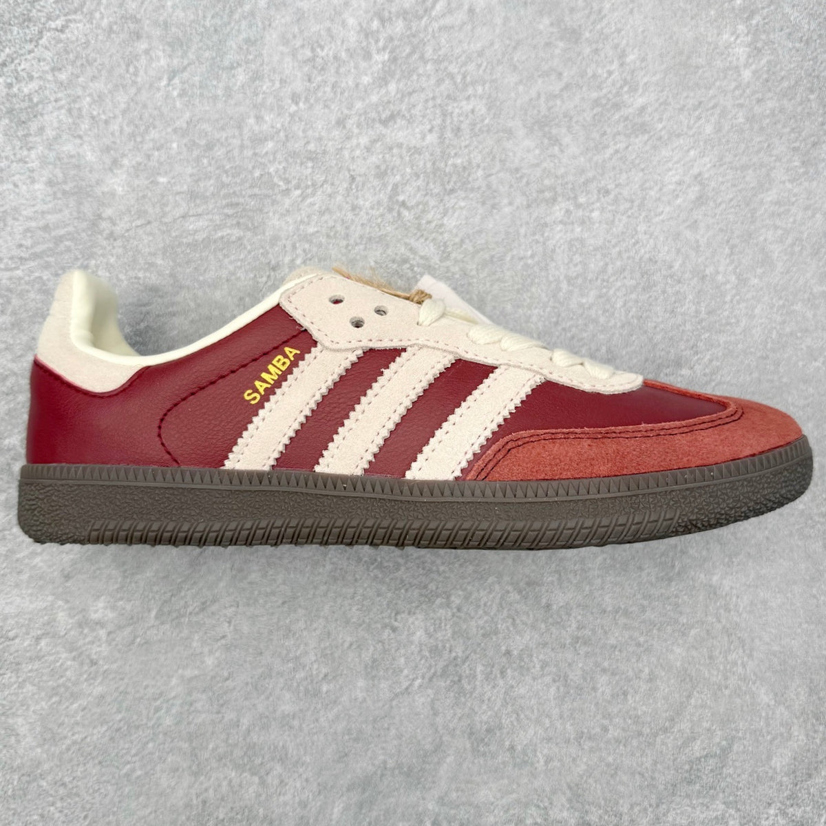 Adidas Samba OG Preloved Ruby / Cream White / Gum - lateral