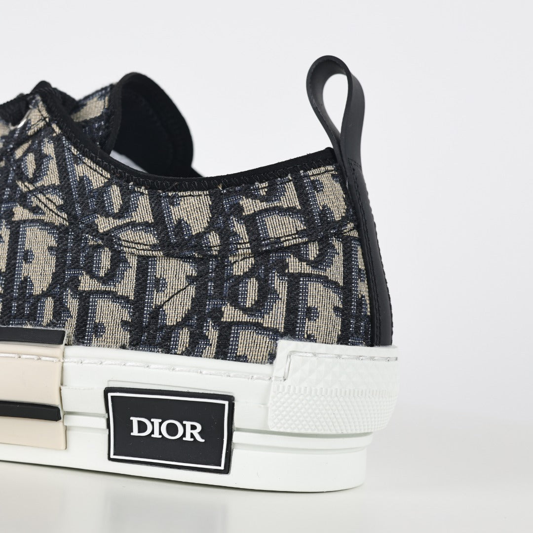 Dior B23 - detalhe traseiro