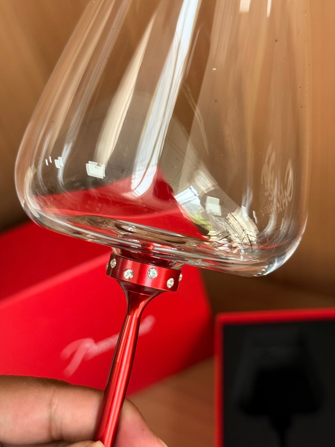 Baccarat 'Red Stem Wine Glass Set' (Cristal)