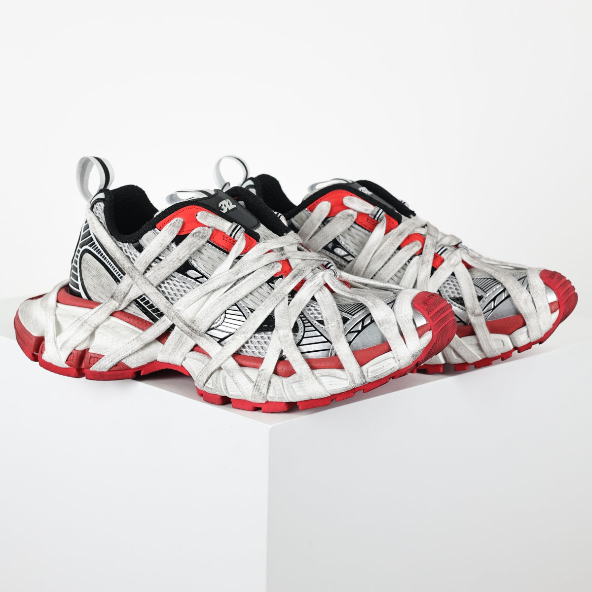 Balenciaga 3XL Extreme Lace - vista lateral