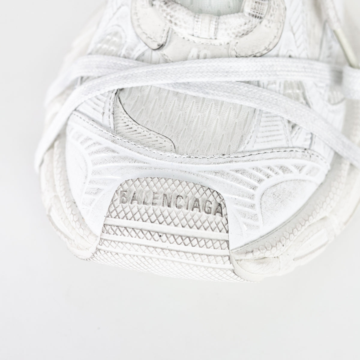 Balenciaga 3XL Extreme Lace - detalhe frontal