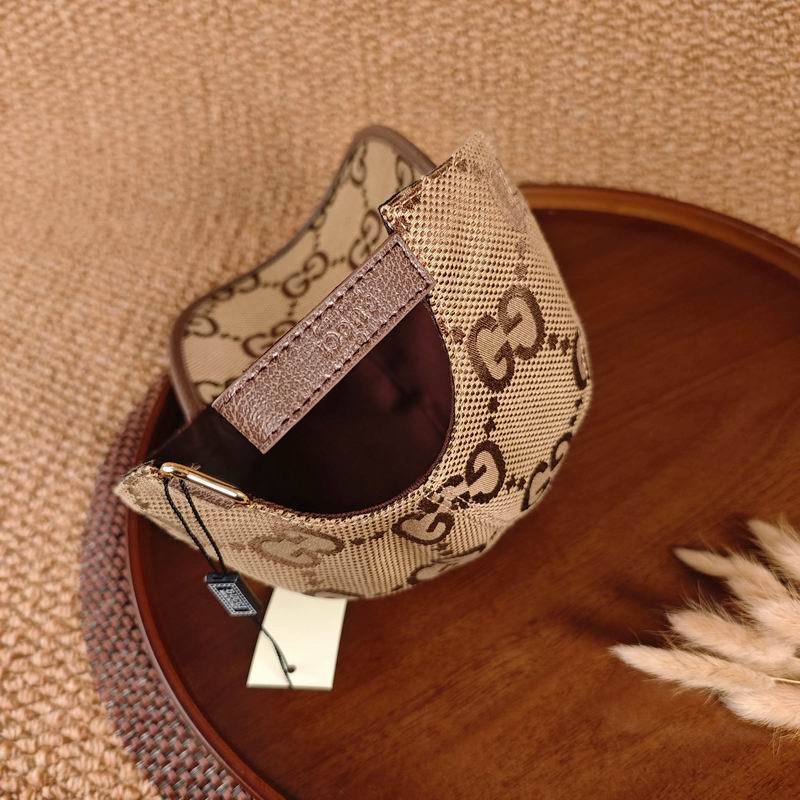 Boné GUCCI bege - vista traseira e ajuste