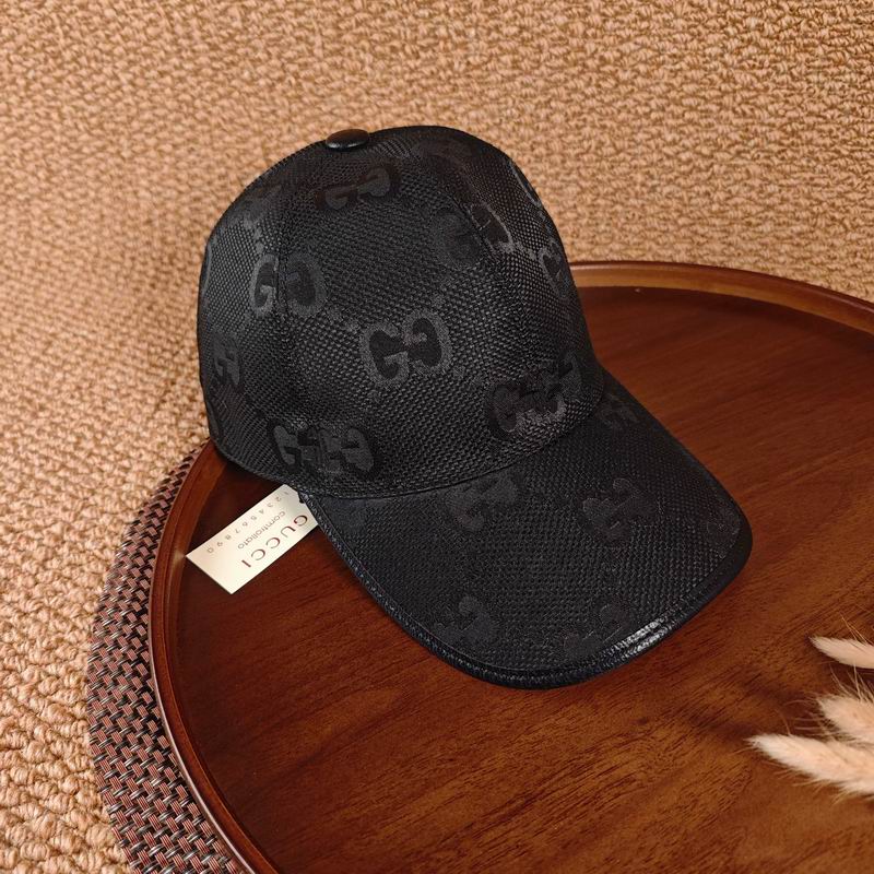 Boné GUCCI preto texturizado - vista diagonal lateral