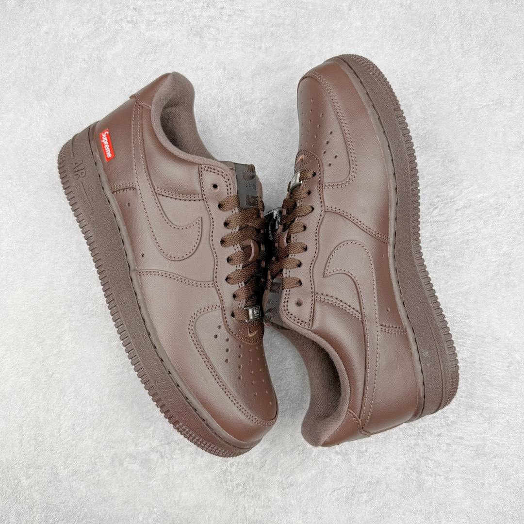 SUPREME x NIKE AIR FORCE 1 LOW BOX LOGO BAROQUE BROWN - par