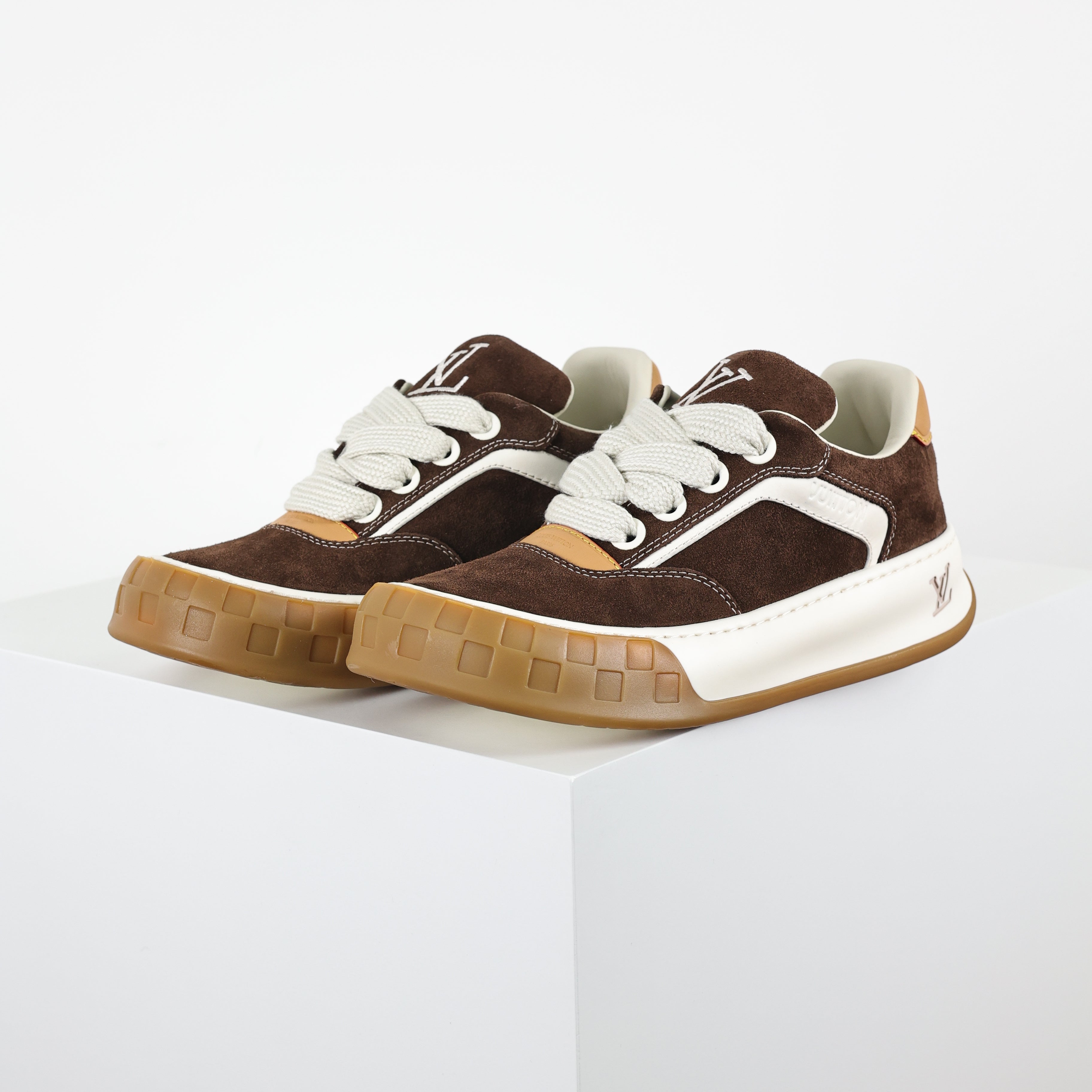 LOUIS VUITTON ´TILTED`