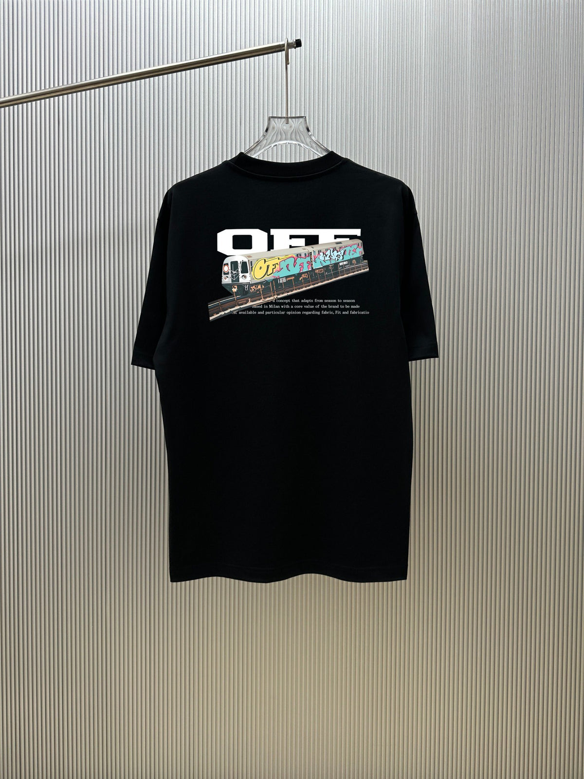 Camiseta OFF-WHITE (Oversized)