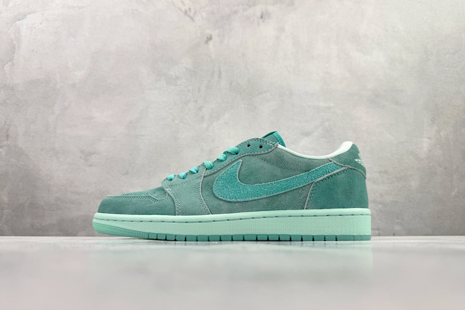 NIKE AIR JORDAN 1 LOW 'WASHED TEAL'
