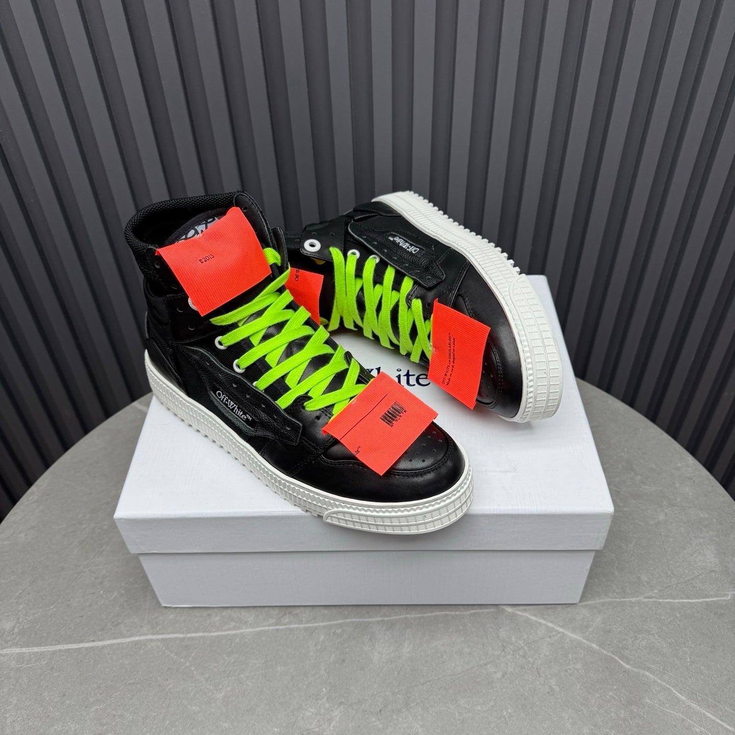 Off White 'Court 3.0'