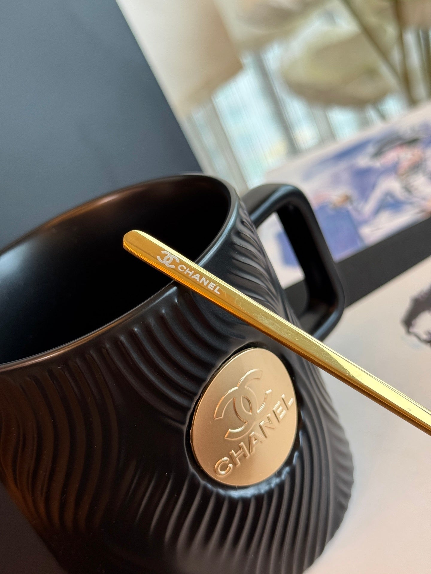 CHANEL 'VIP Coffee Gift Set'