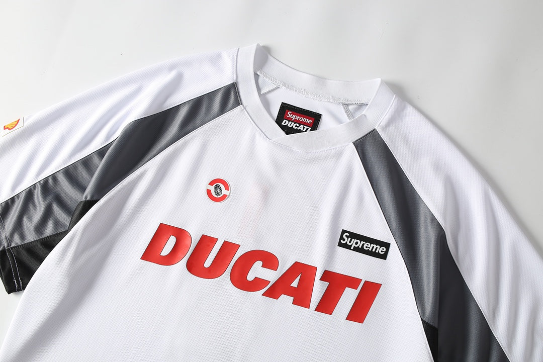 Camiseta SUPREME x DUCATI