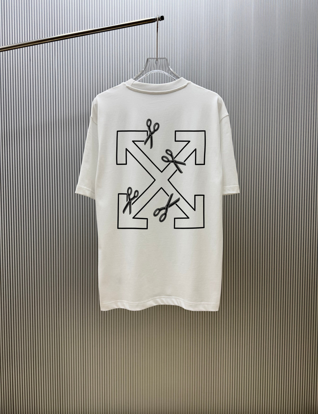 Camiseta OFF-WHITE (Oversized)