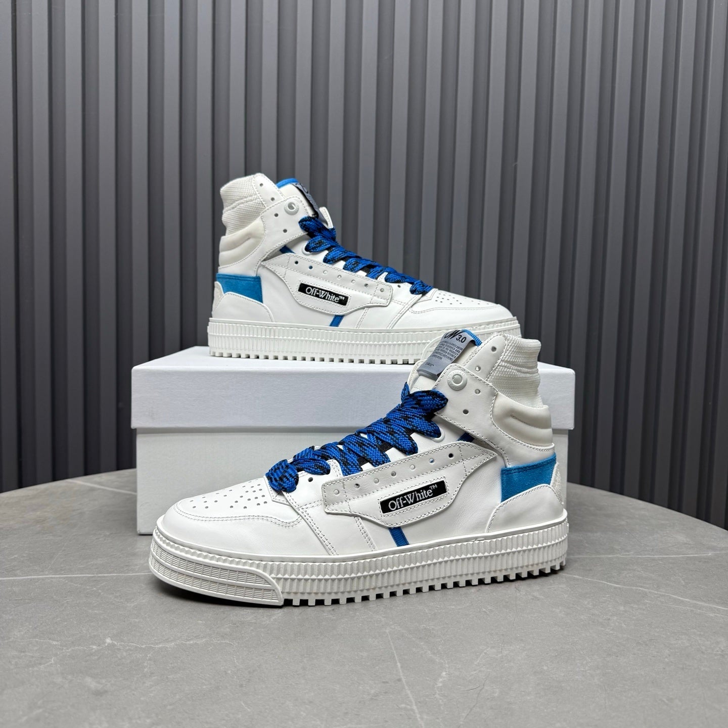Off White 'Court 3.0'