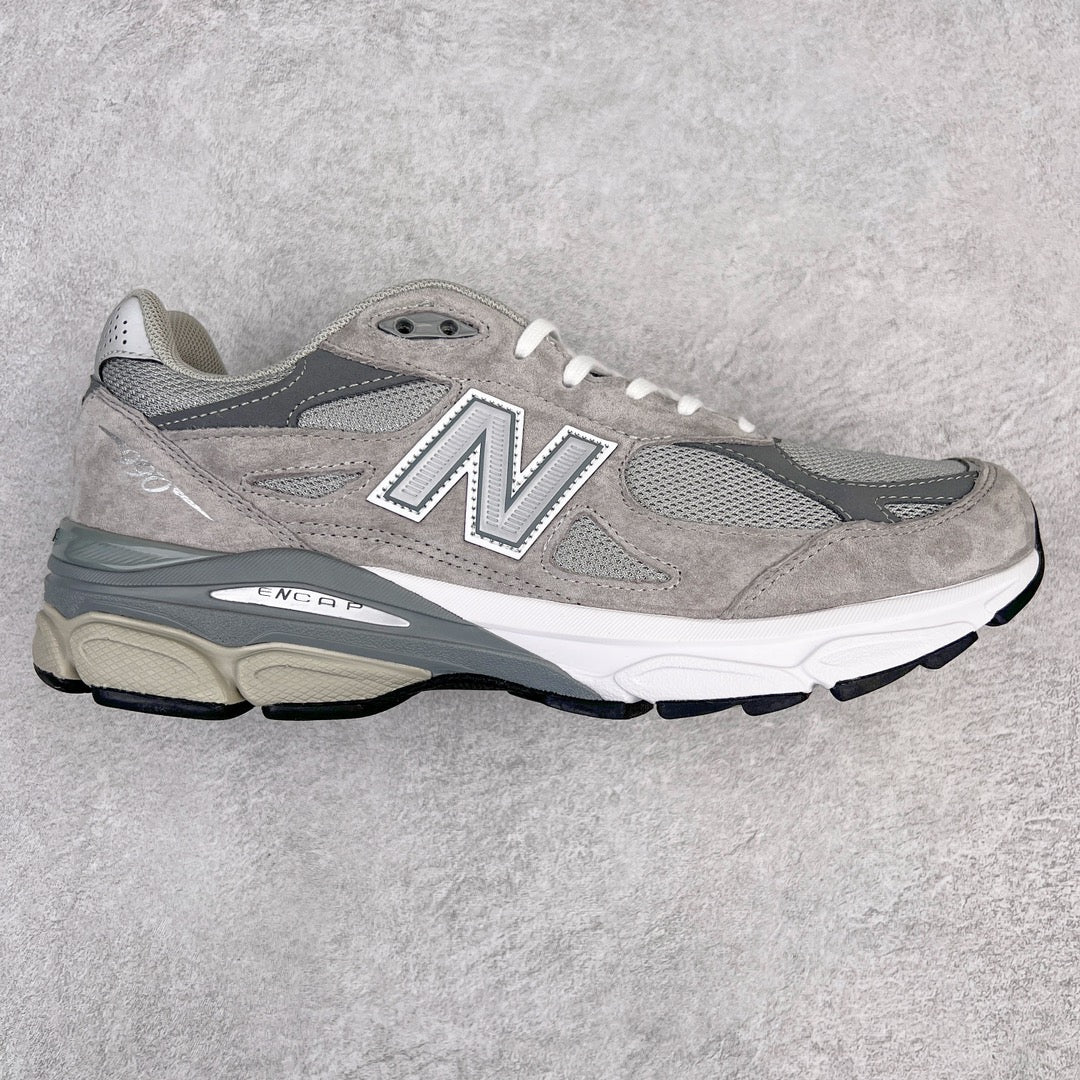 New Balance 990v6