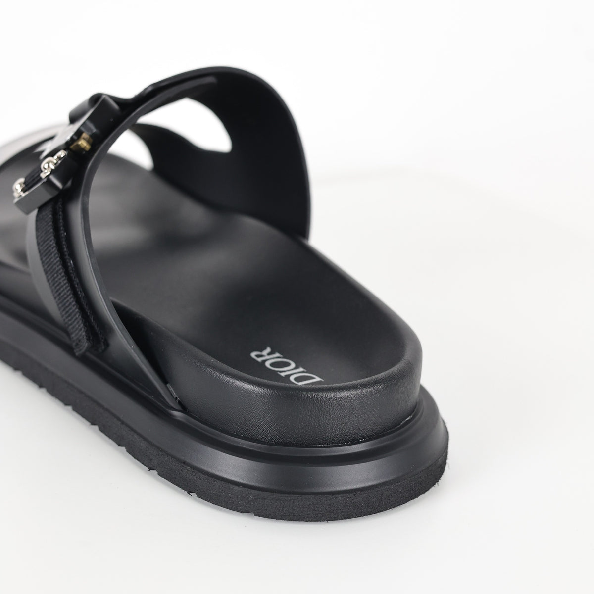 Sandália Dior Aqua preta com fecho utilitário - detalhe da palmilha