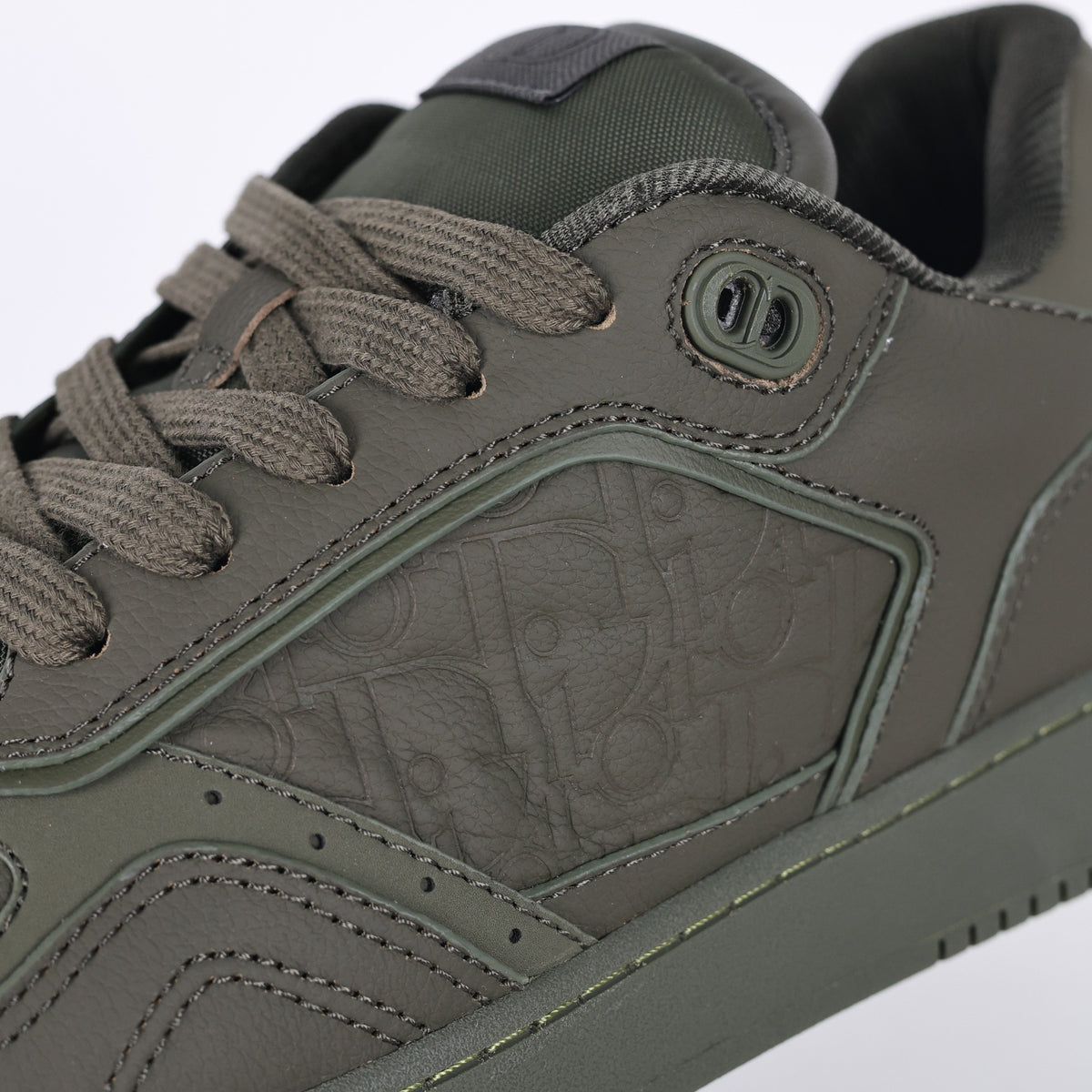 Dior B27 Low-Top verde oliva - detalhe dos materiais e painel Dior Oblique