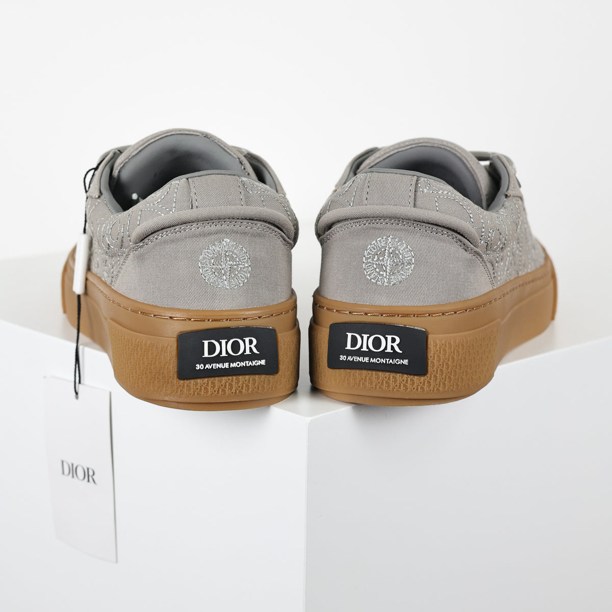 Dior x Stone Island B33 cinza e gum - vista traseira