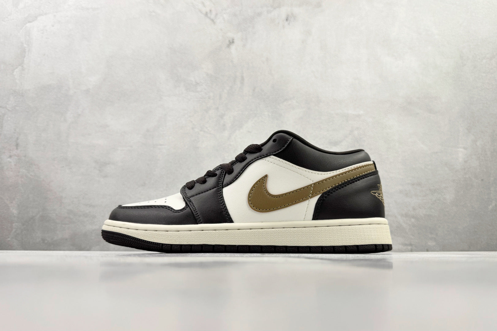 NIKE AIR JORDAN 1 LOW 'SHADOW BROWN'
